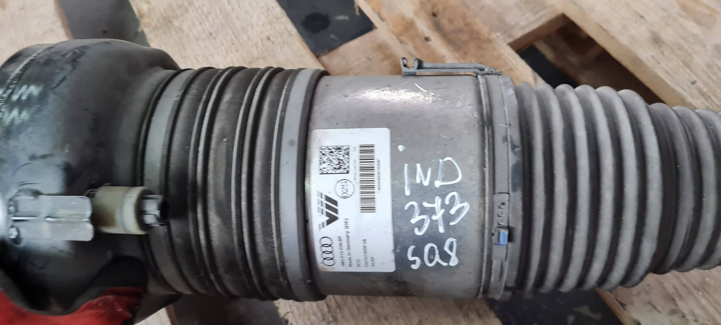 SQ8 4M RSQ8 Q8 shock absorber front left right 4M0616039BF SQ7 4M Q7