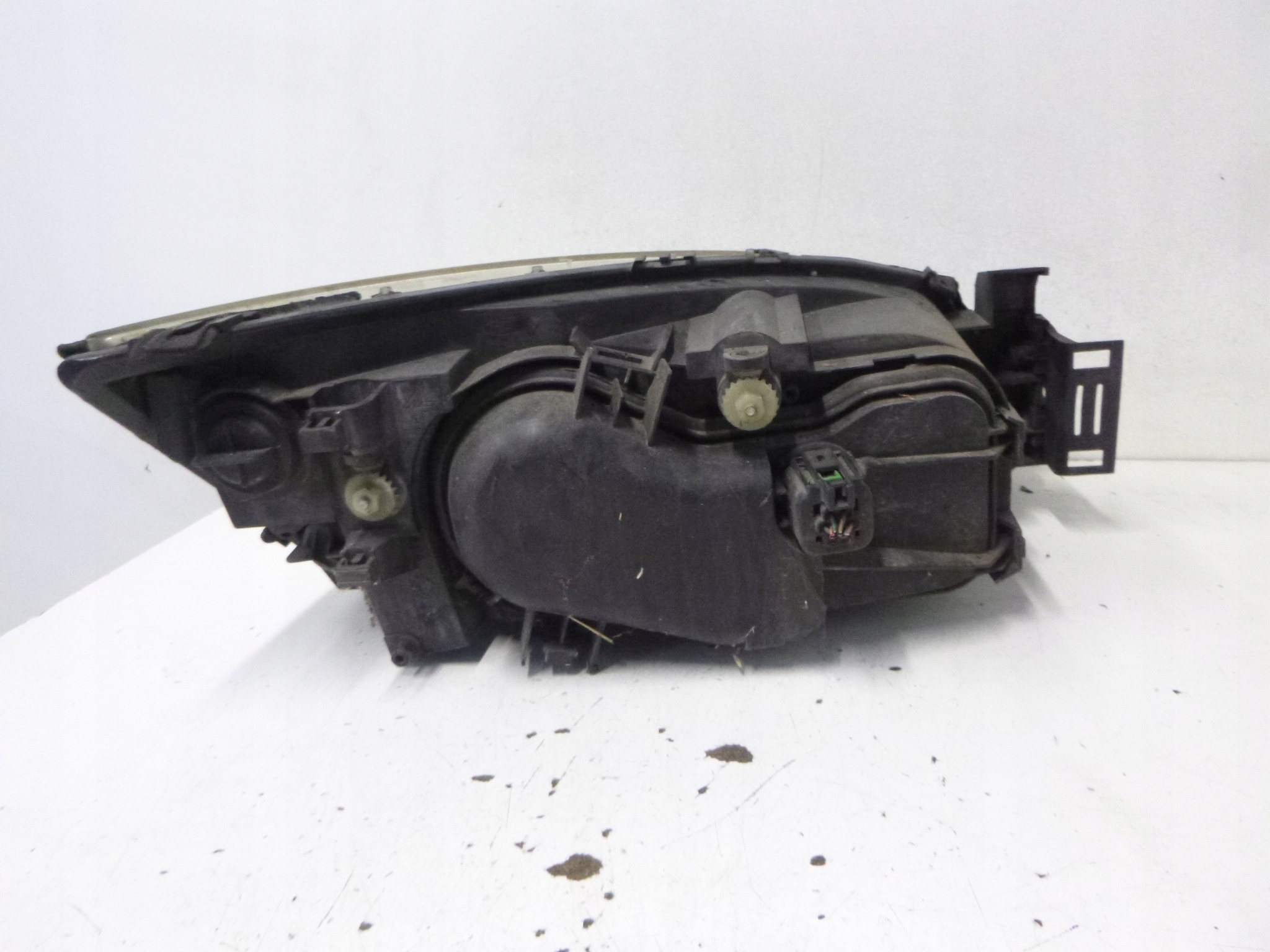 light front Ford Mondeo III 03r.