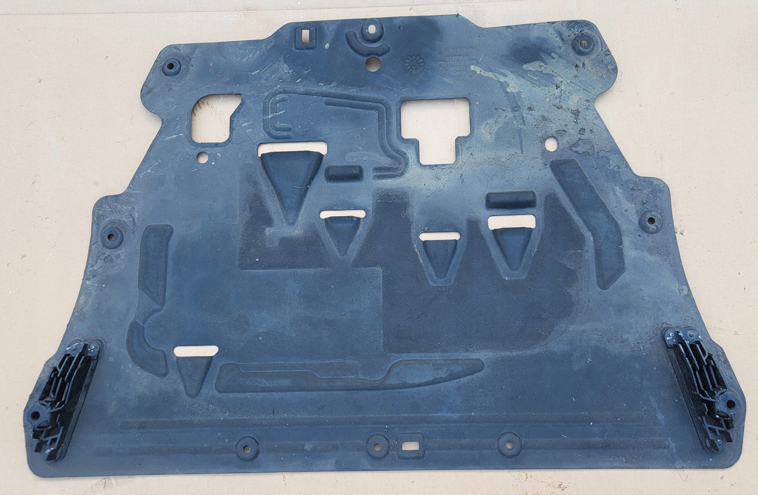 cover lower chassis cover below engine VOLVO XC60 II 2.0D MILD HYBRID OE
