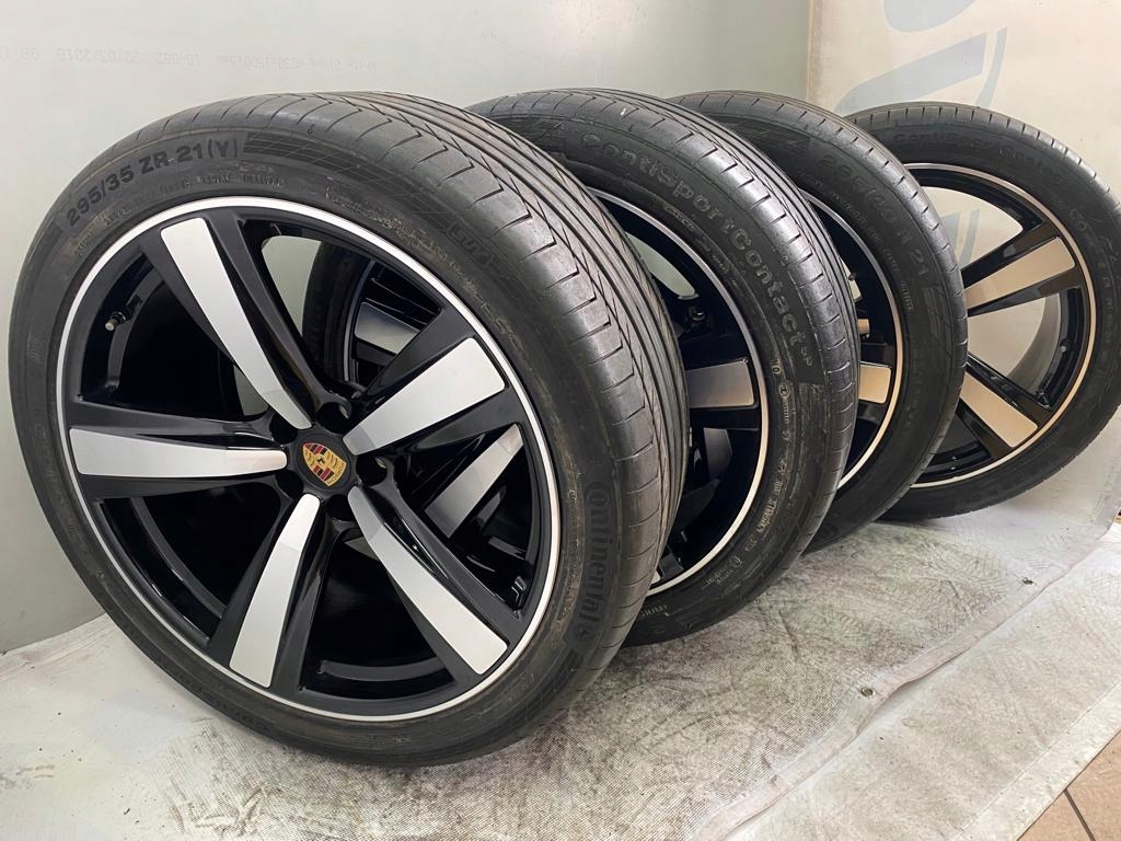 КОЛЕСА ДИСКИ ЛИТІ ДИСКИ З ШИНИ PORSCHE MACAN R21