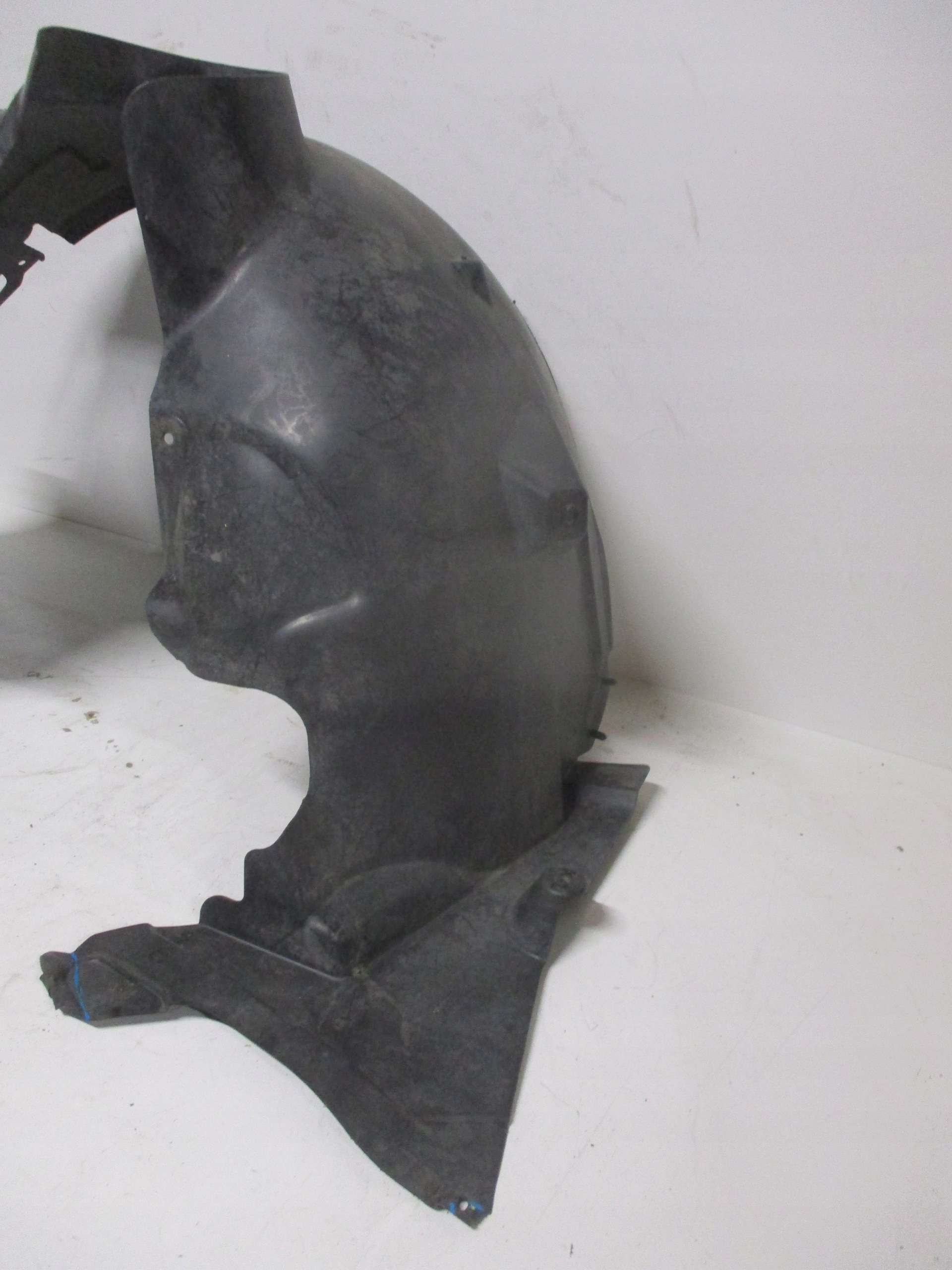 mudguard front left MERCEDES-BENZ CLA A2466900830