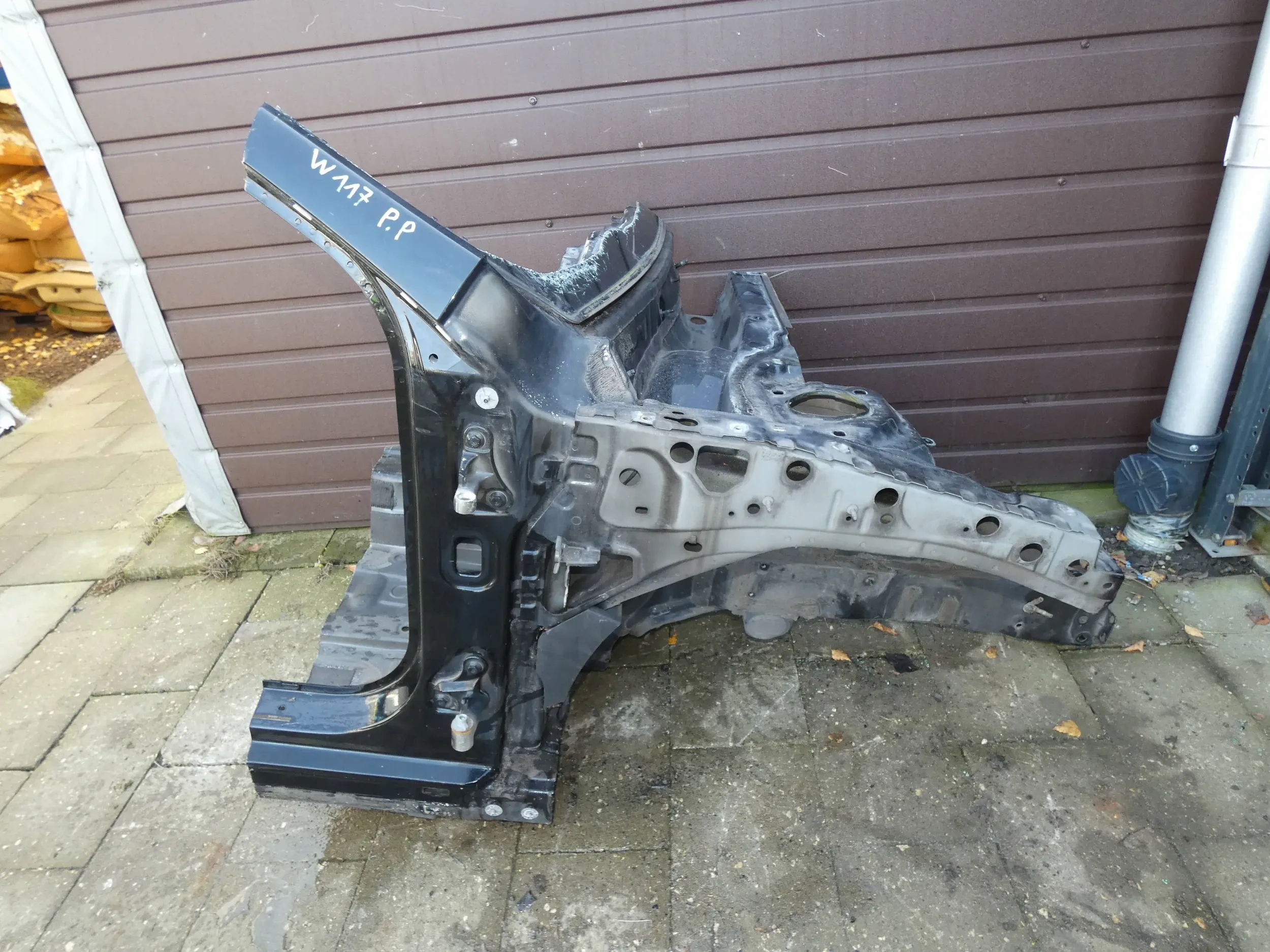 MERCEDES CLA W117 quarter quarter right front right