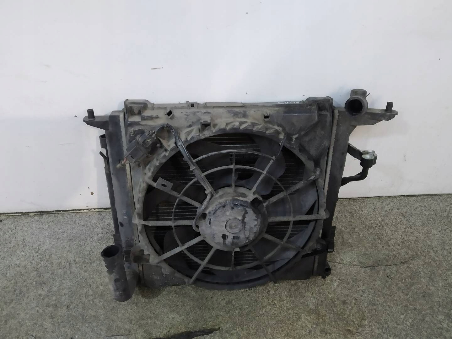Ventola radiatore Radiatore / Raffreddatore KOMPLET 2.0 CRDI Kia Cee'd e (2006-2012)