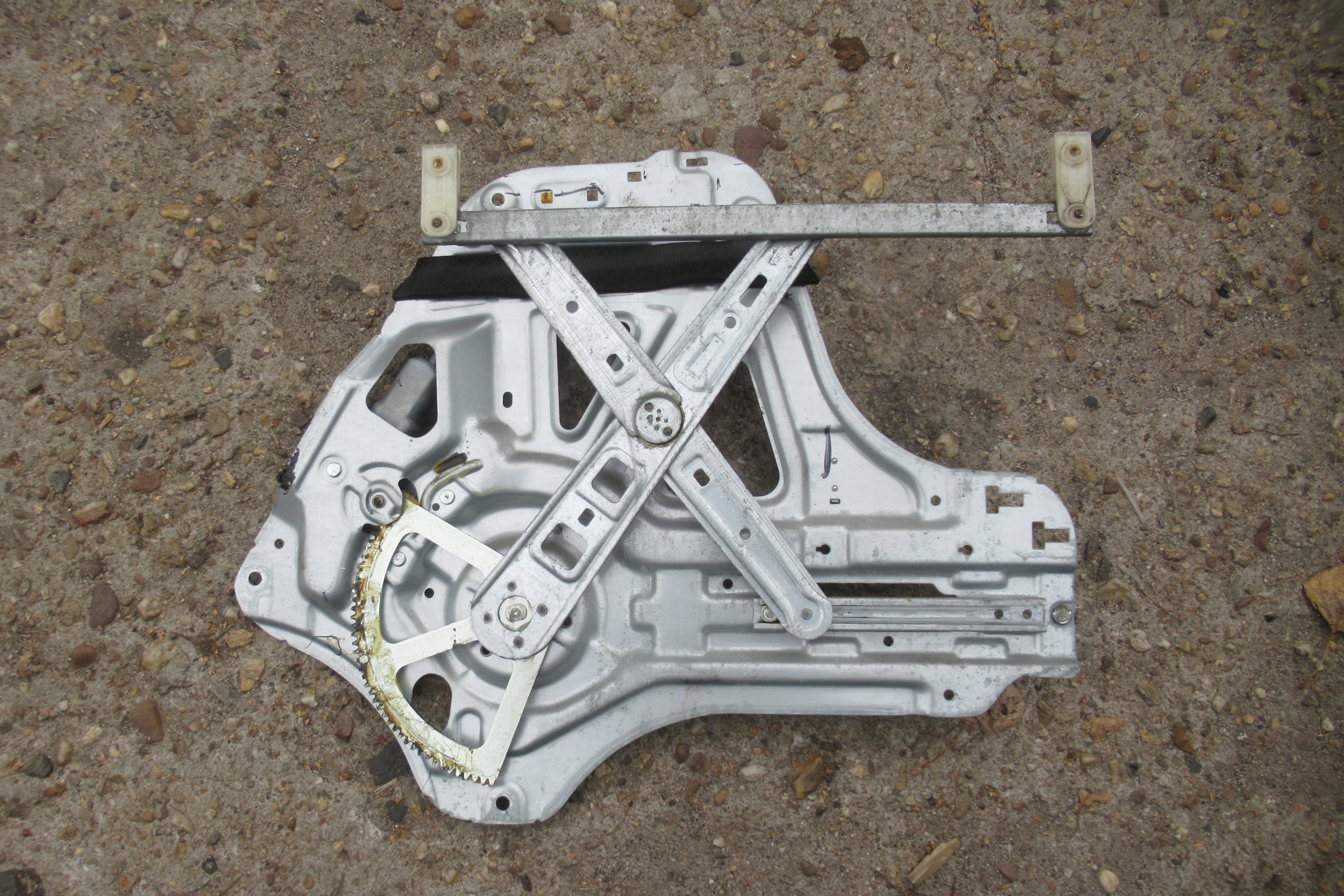 KIA CARNIVAL II 07R mechanism windows left front