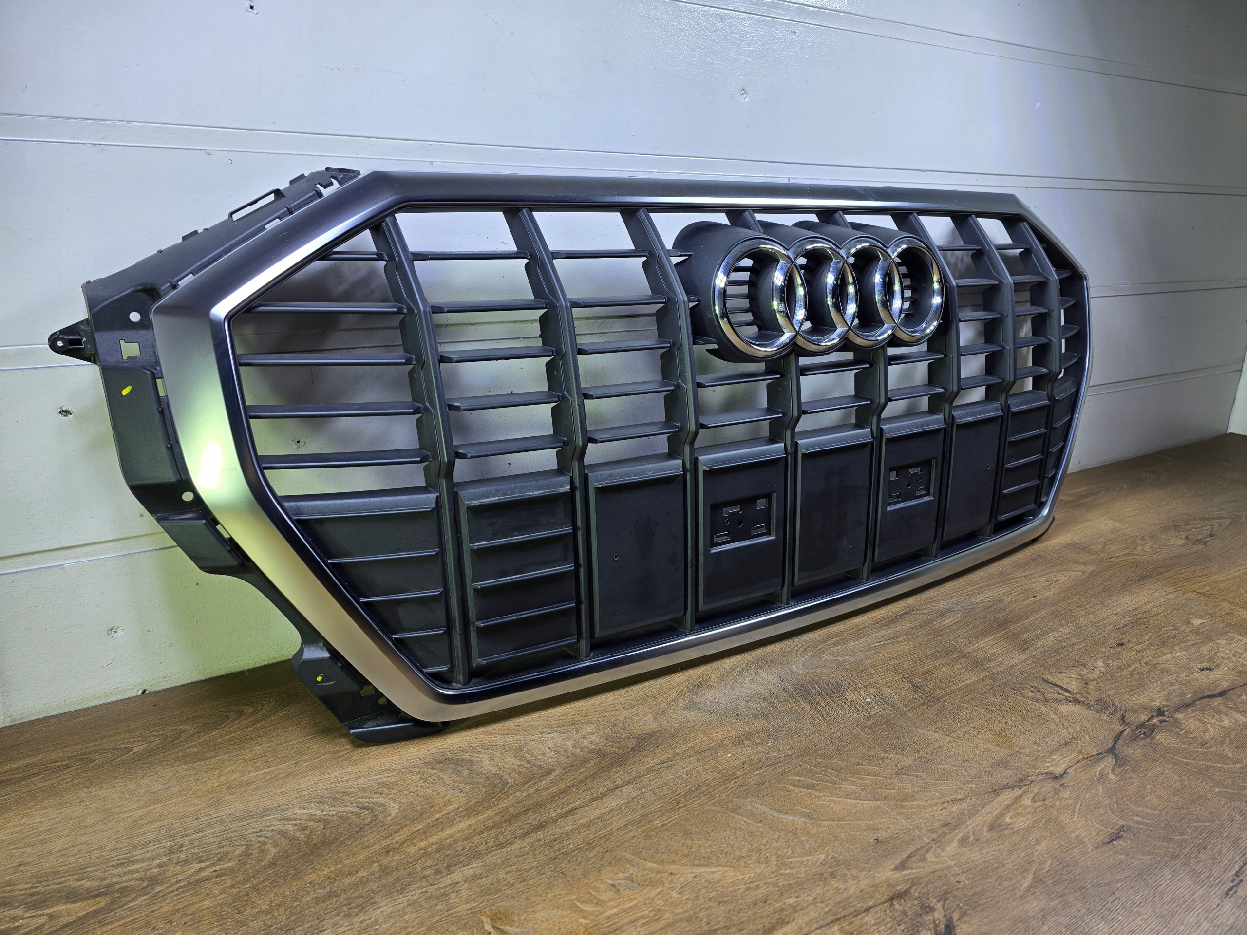 Audi Q3 Kühlergrill FRONTGRILL Kühlergitter 83A853651A - Thumbnail 7
