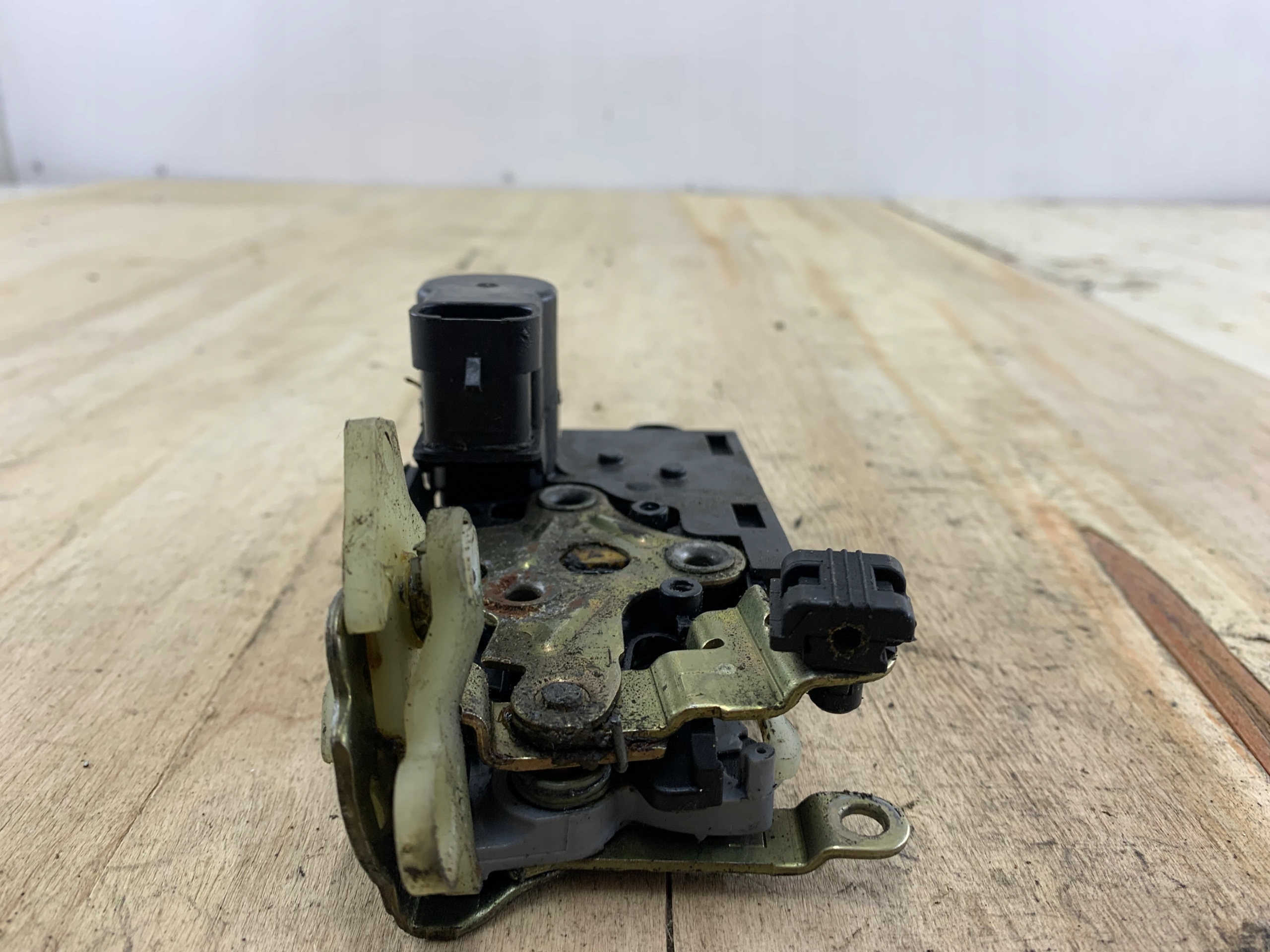 ALFA ROMEO 156 lock door left front