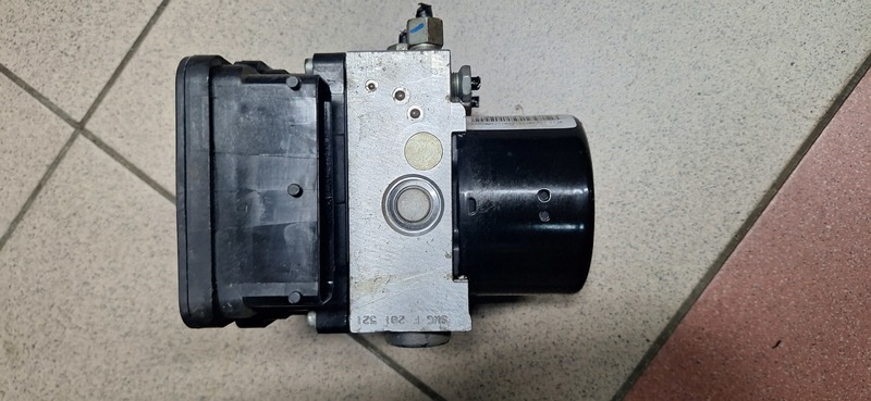 pumpe ABS OPEL ASTRA J 39061715