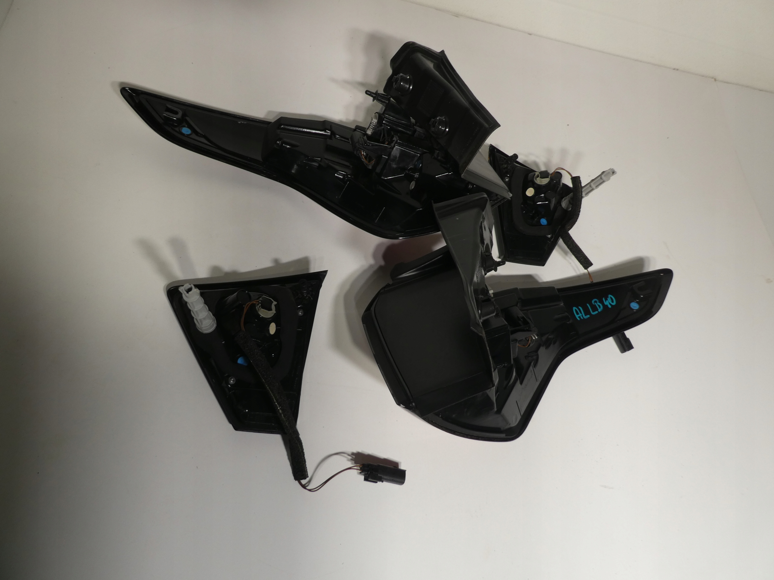 FORD KUGA II mk2 lights rear. right left KOMPLET GV41-13405-AD