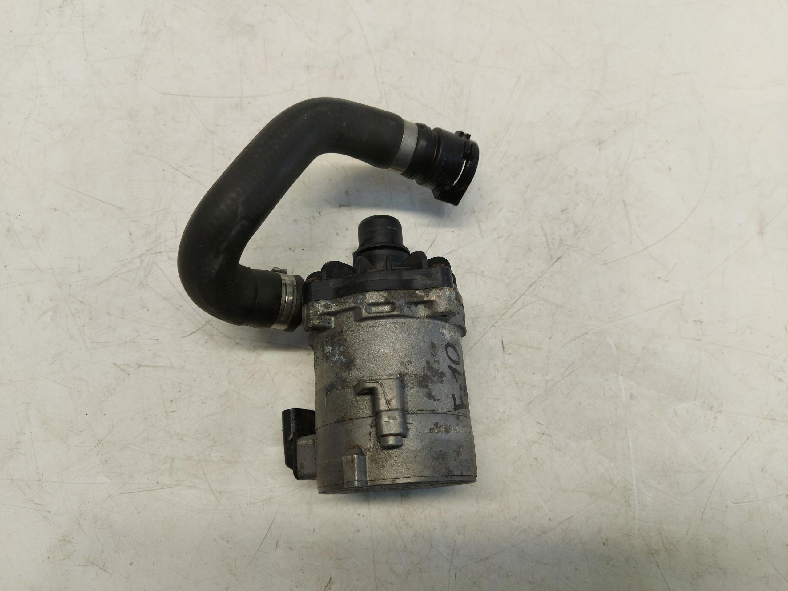 BMW F10 M5 M6, 2013r water pump supplementary electrical oryg