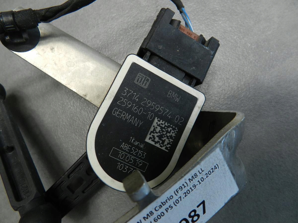 BMW M8 F91 sensore Livello luci 6869138