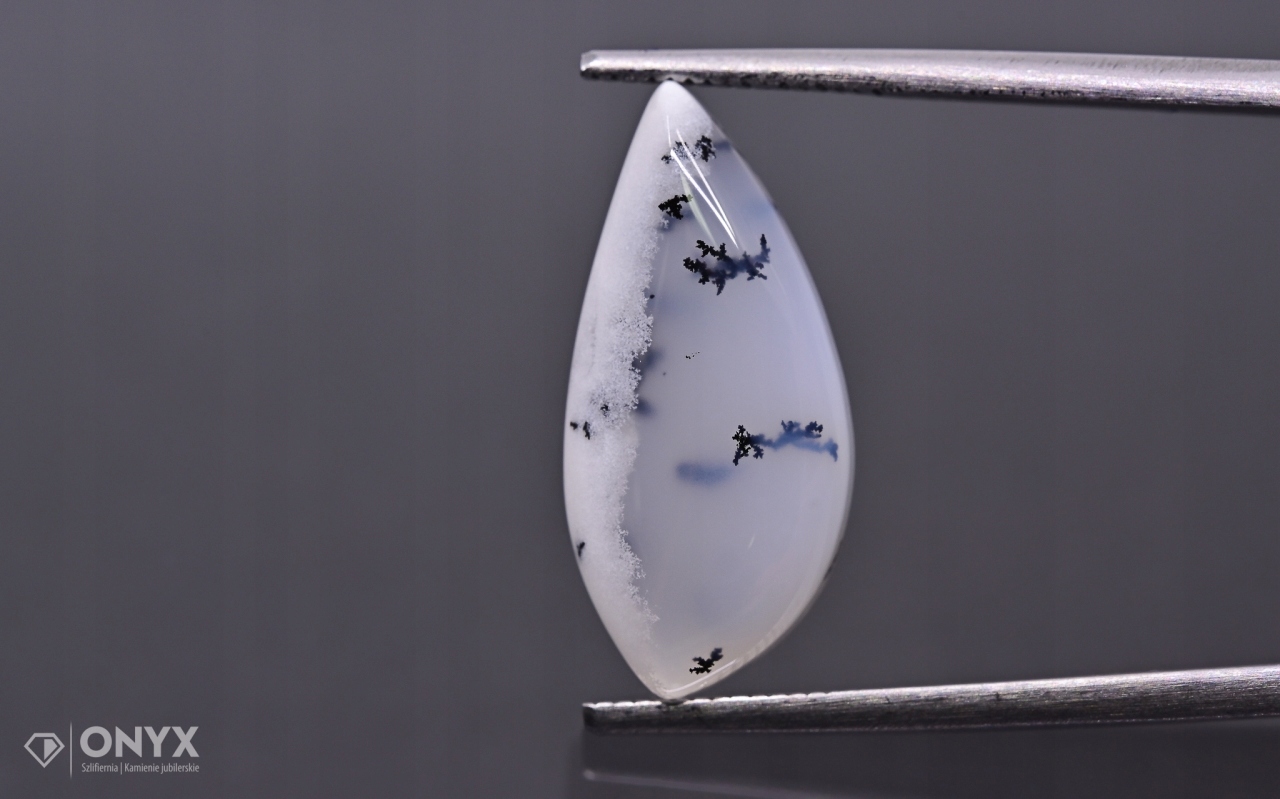 Dendritový achát z Turecka kabošon nepravidelný 19,