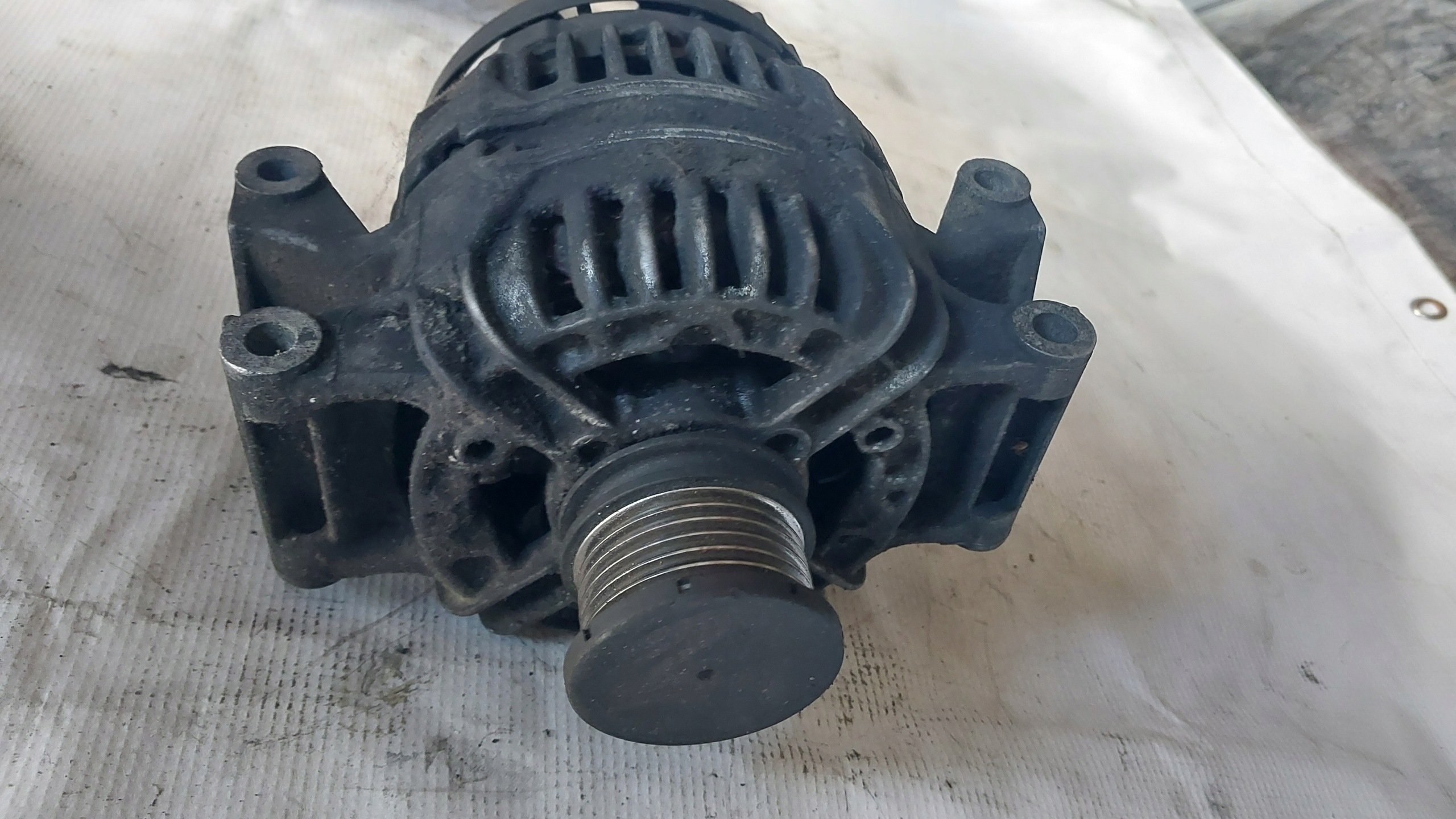 ALTERNATOR MERCEDES VITO 638 SPRINTER 903 2.2 CDI 0124325039 A0121542002