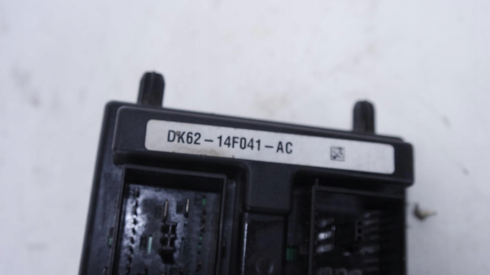 MODUŁ STEROWNIK BSI SPORT II L494 DK62-14F041-AC Producent części Land Rover OE