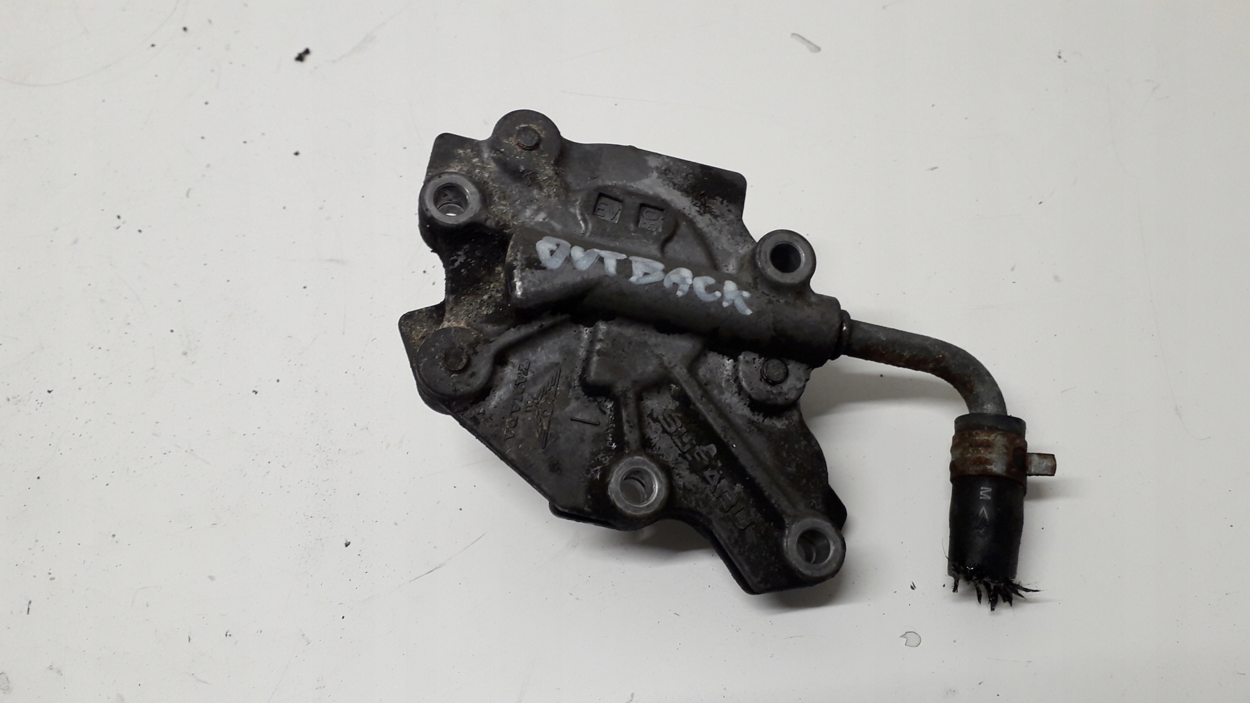 SUBARU OUTBACK III LEGACY IV 2.0 D POMPA OLEJU