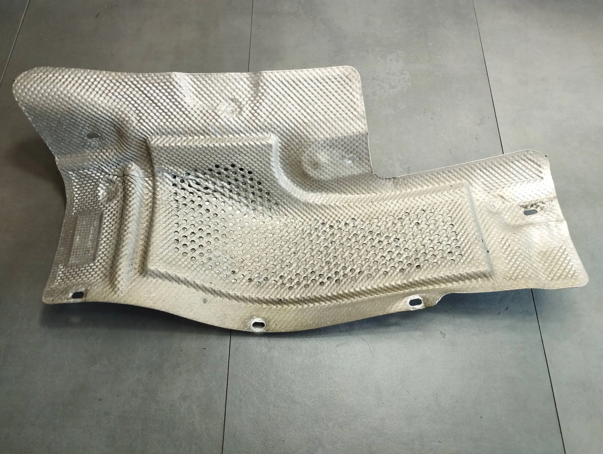 Mercedes ML W164 Blende Abdeckung TERMICZNA A1646822971