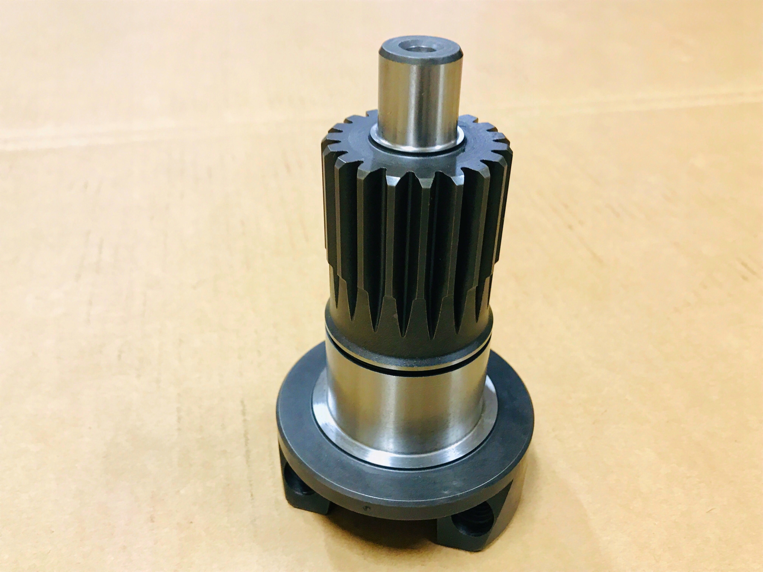 GLOWICA PRZEKLADNI NAPEDU KOSY JOHN DEERE CE19255