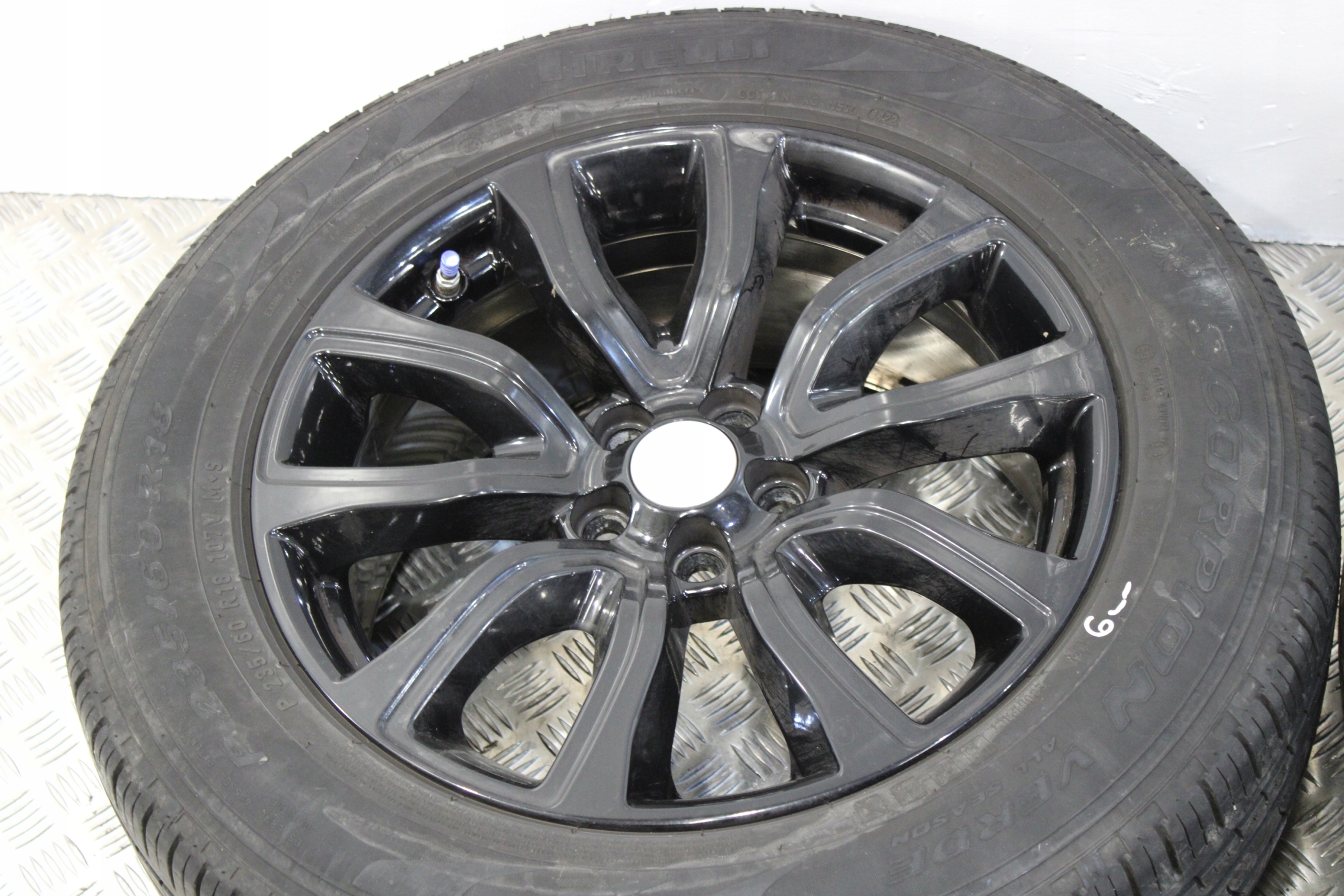 wheels discs disc 235/60 R18 LAND ROVER EVOQUE L538 LIFT