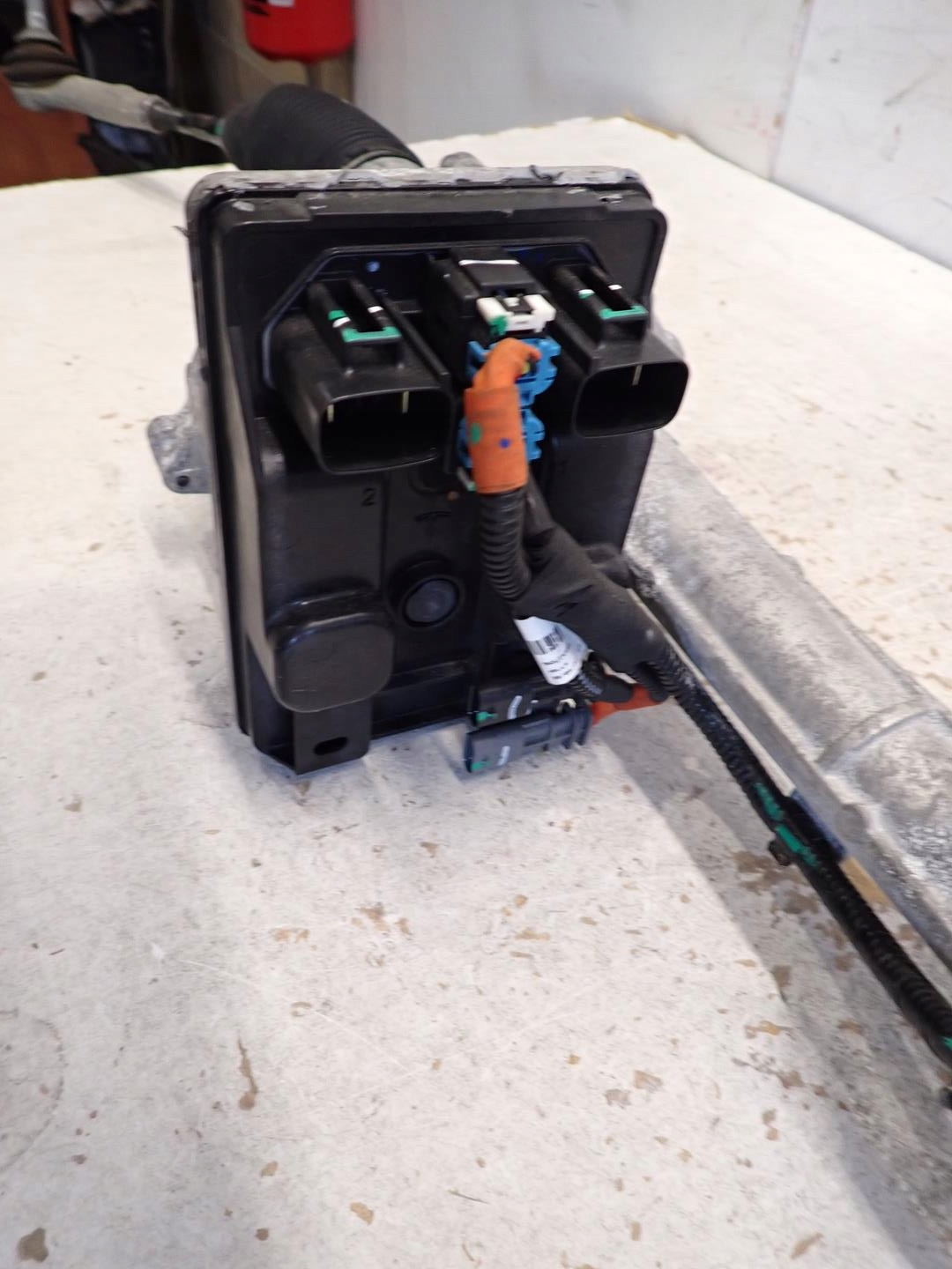 servo control TESLA 3 Y 2020- 1044831-00-J