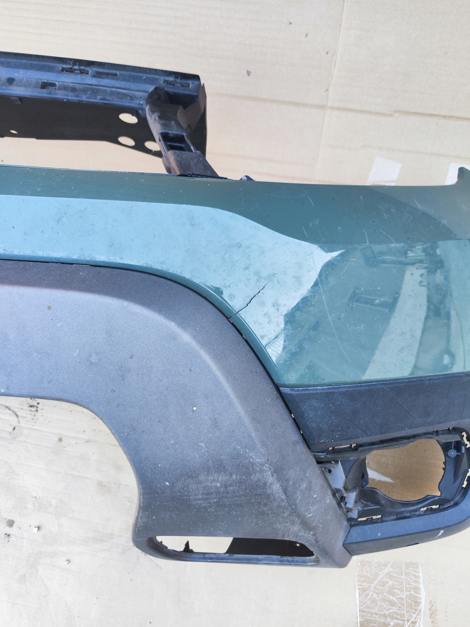 DACIA Duster II 2 | bumper front front spoiler 620221776R pdc