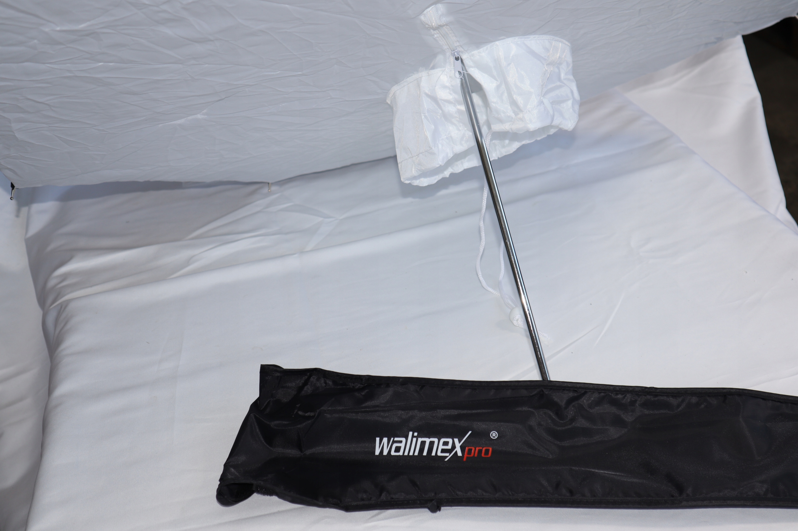 Walimex Pro Parasolka z dyfuzorem 91cm Model Reflector Pro