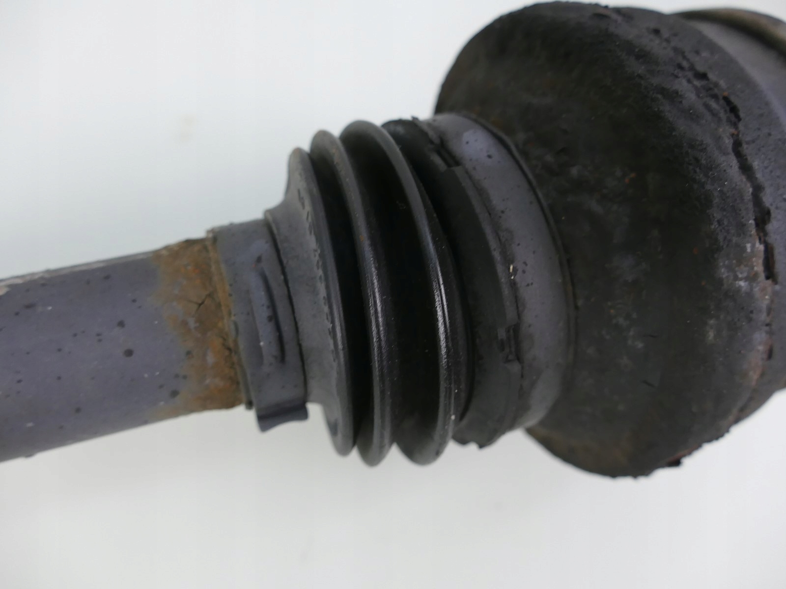 MERCEDES R171 3.5 V6 semi-axis left left rear part