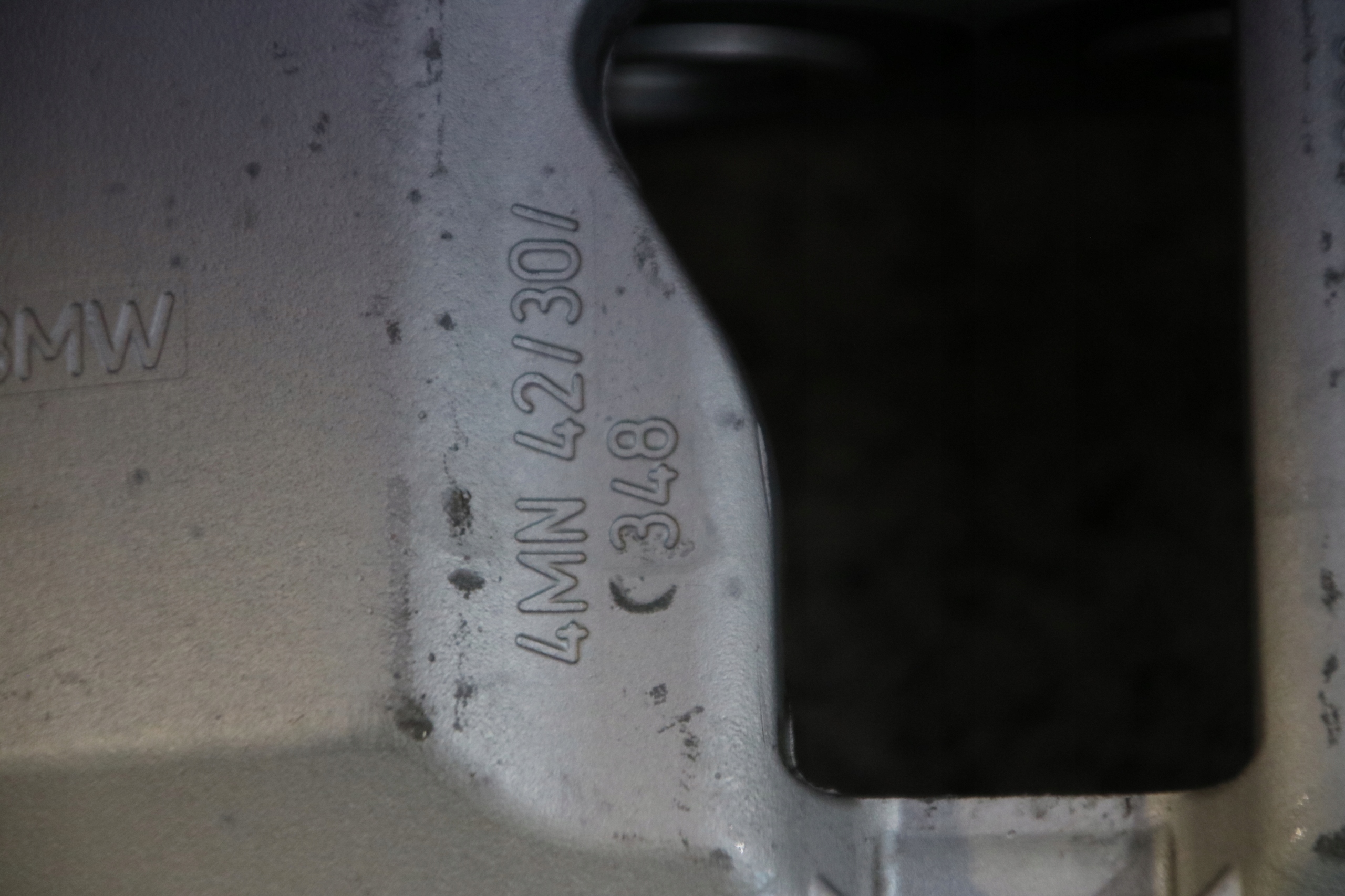 BMW G11 G12 caliper brake left front front 6885839 42/30/348 8 km !!!