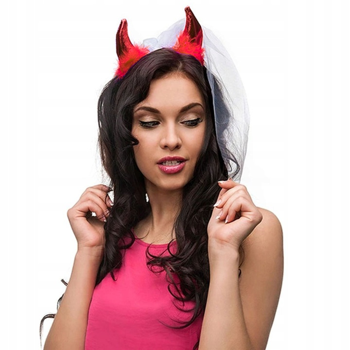 

Rogi Czerwone Z Welonem Na Wieczór Panieński