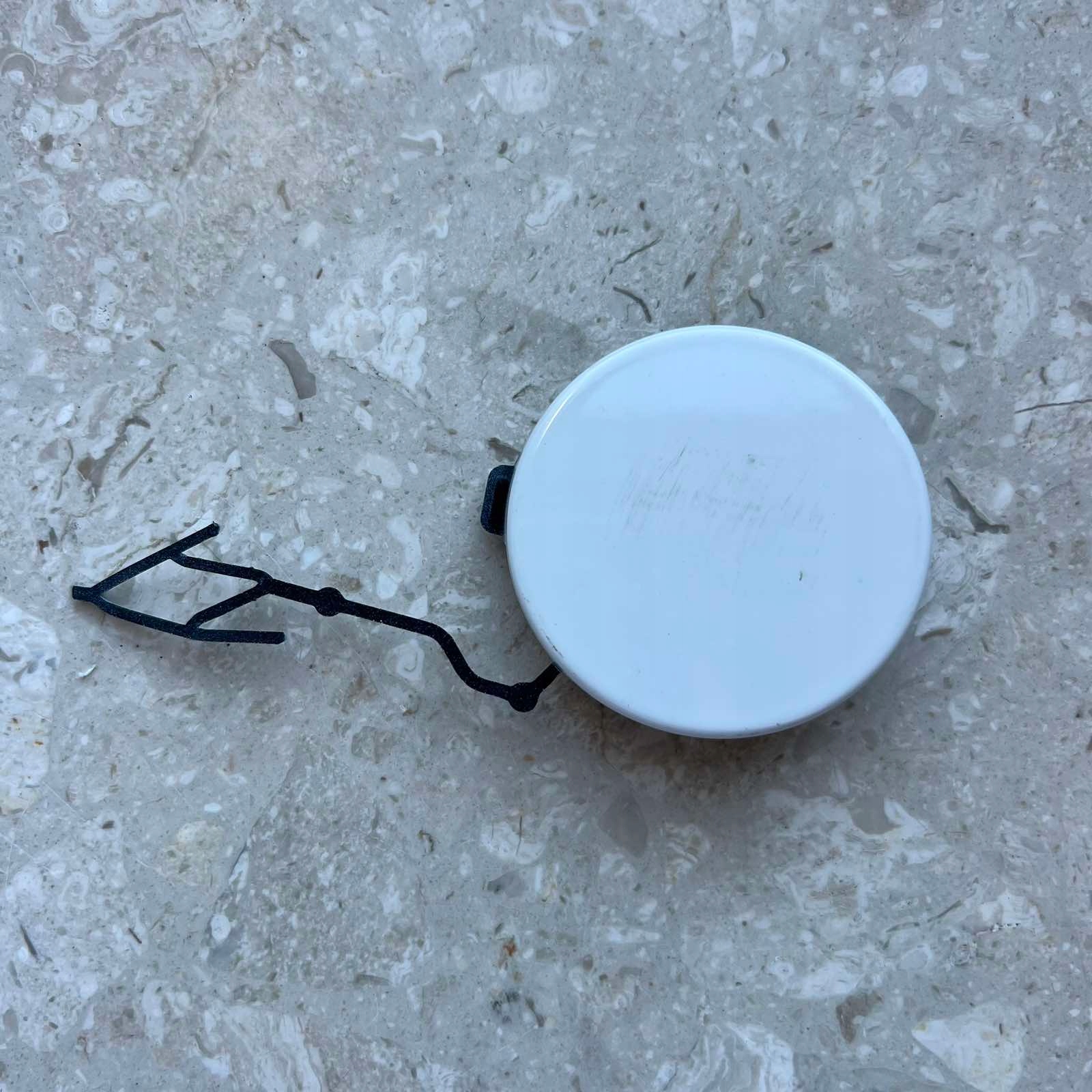 VW ID BUZZ 22r. -> towing hook cap of a bumper front front 1T3807185