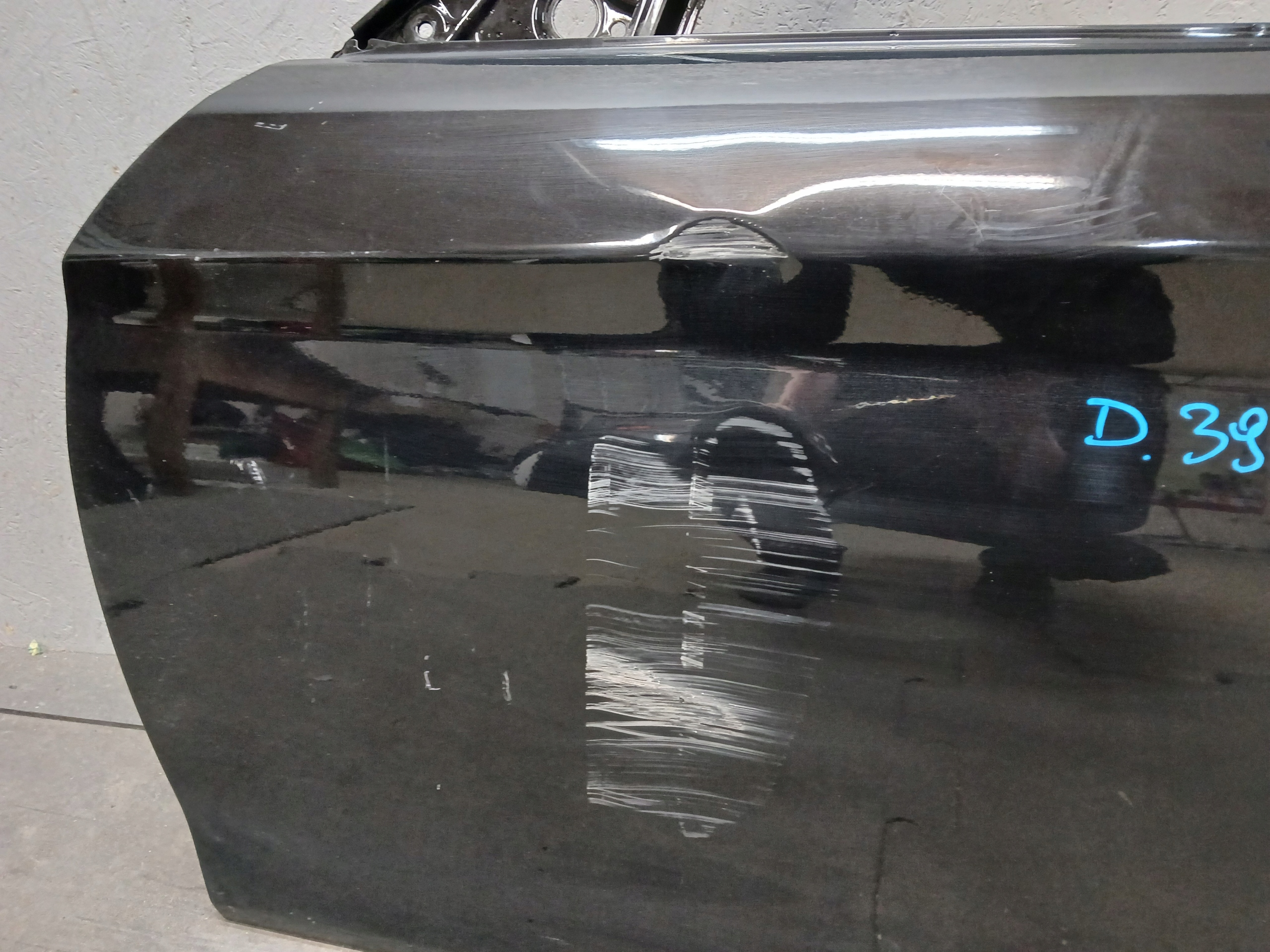 dveře předek levé BMW a 1 F20