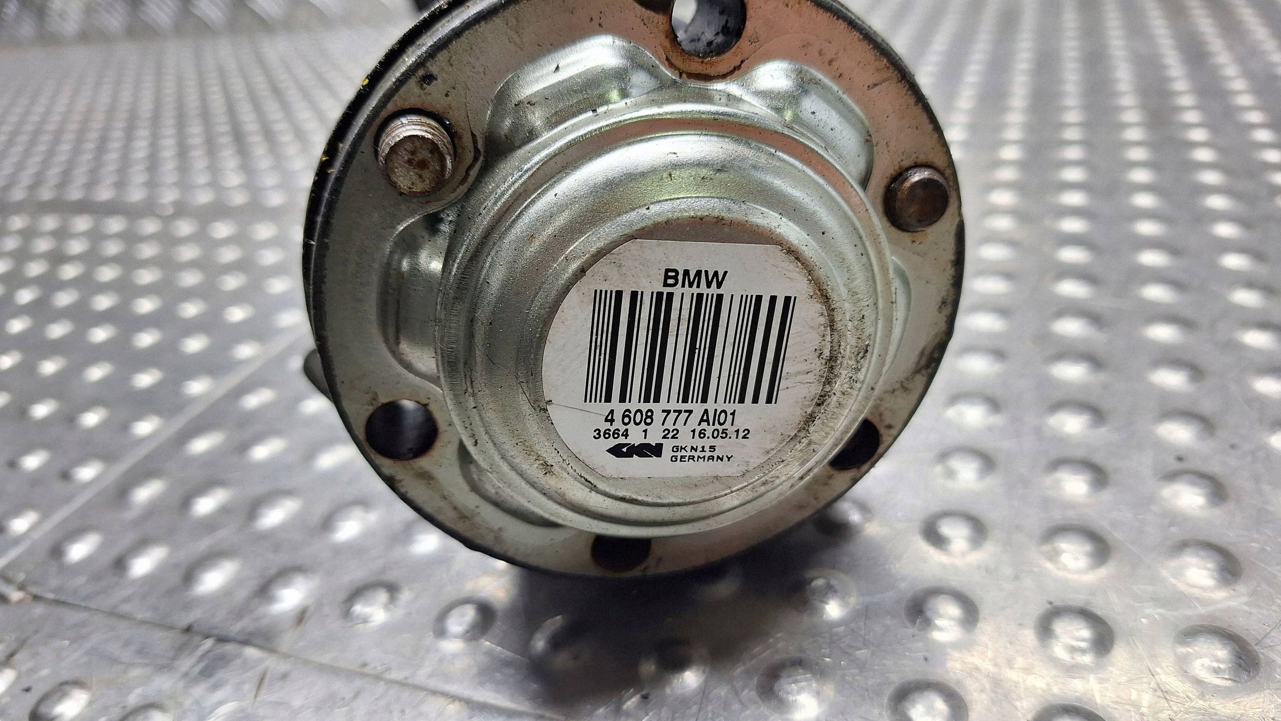 semi-axis left rear part 4608777 BMW X1 E84 N47 2.0D