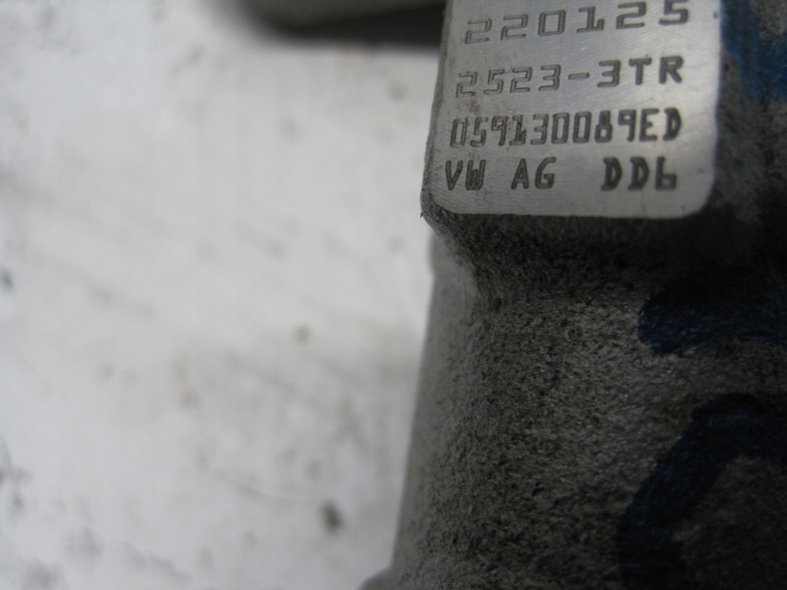 Rampe injection Gauche z Capteur Pression 059130089ED AUDI VW OE Original