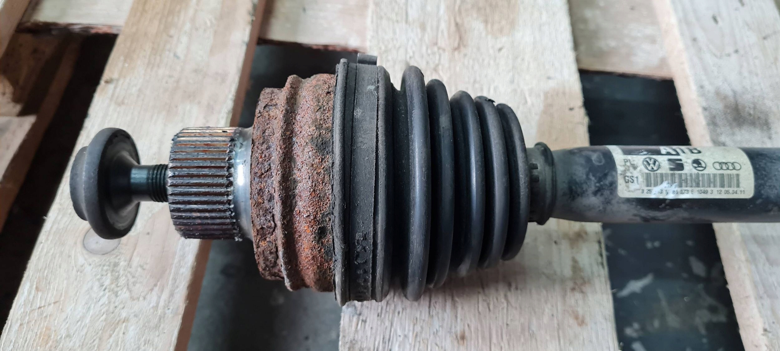 Q5 8R semi-axis semi-axis front 2.0 TDI 8R0407271B