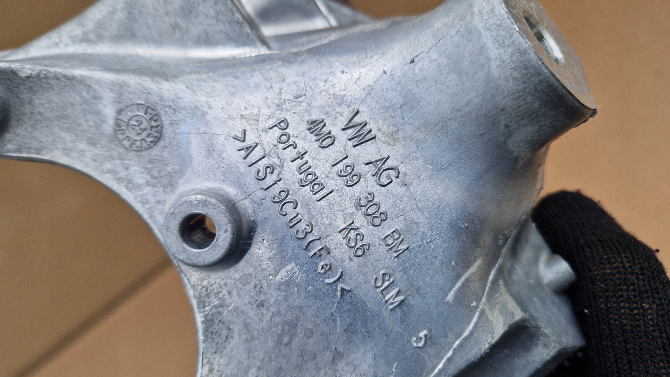 engine mount 4M0199308BM AUDI original PRZEBIEG 200 KM 2024 ROK as new