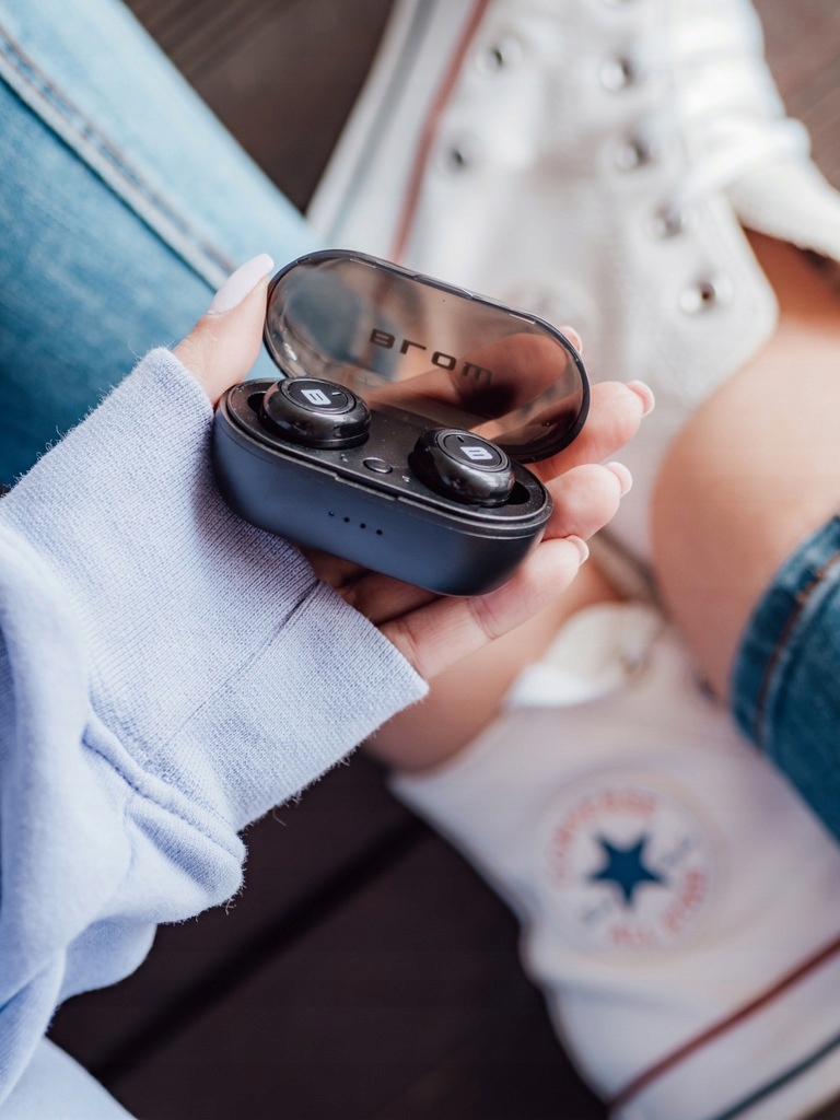 SŁUCHAWKI BEZPRZEWODOWE BLUETOOTH POWERBANK ZESTAW Model BTE100