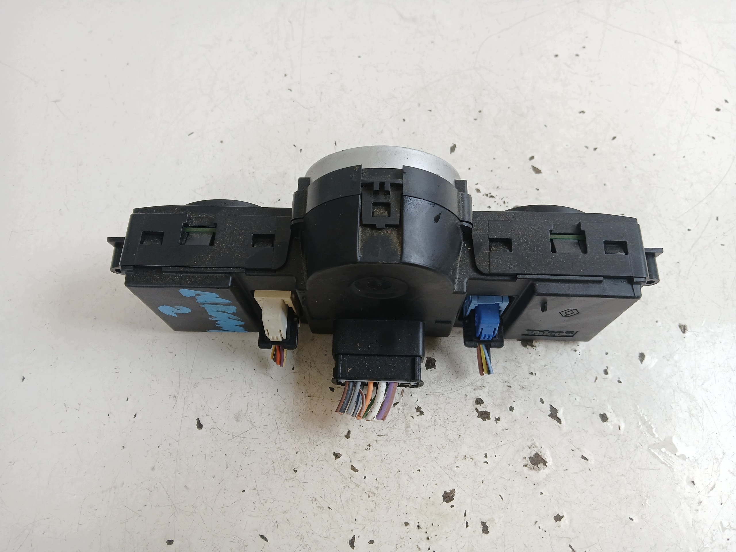 RENAULT MEGANE II commande de climatisation alimentation d'air 8200413906