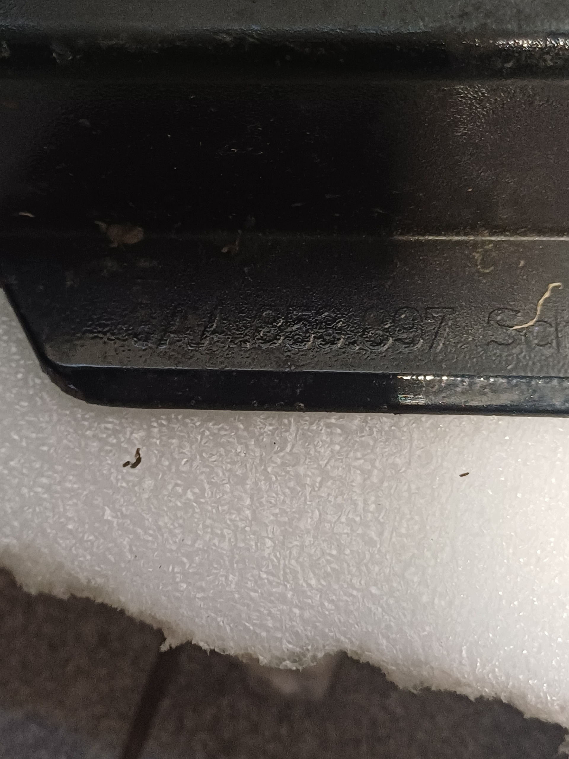 moulding threshold left VW PASSAT B7 3AA853897