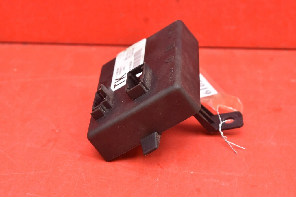control unit module HAKA 13586468 OPEL MOKKA A 12-15