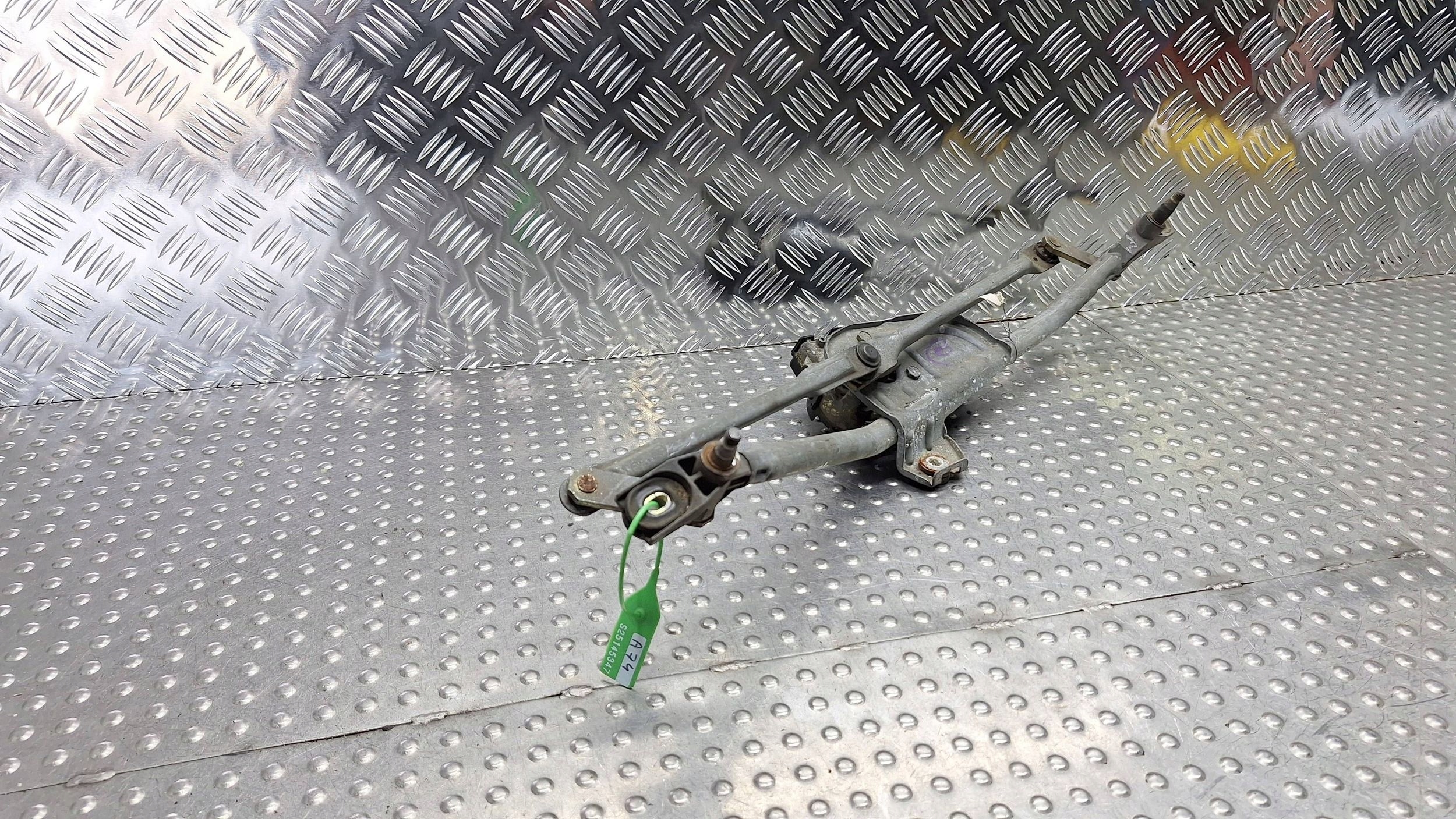 wiper mechanism front 4B1955023B AUDI A6 C5