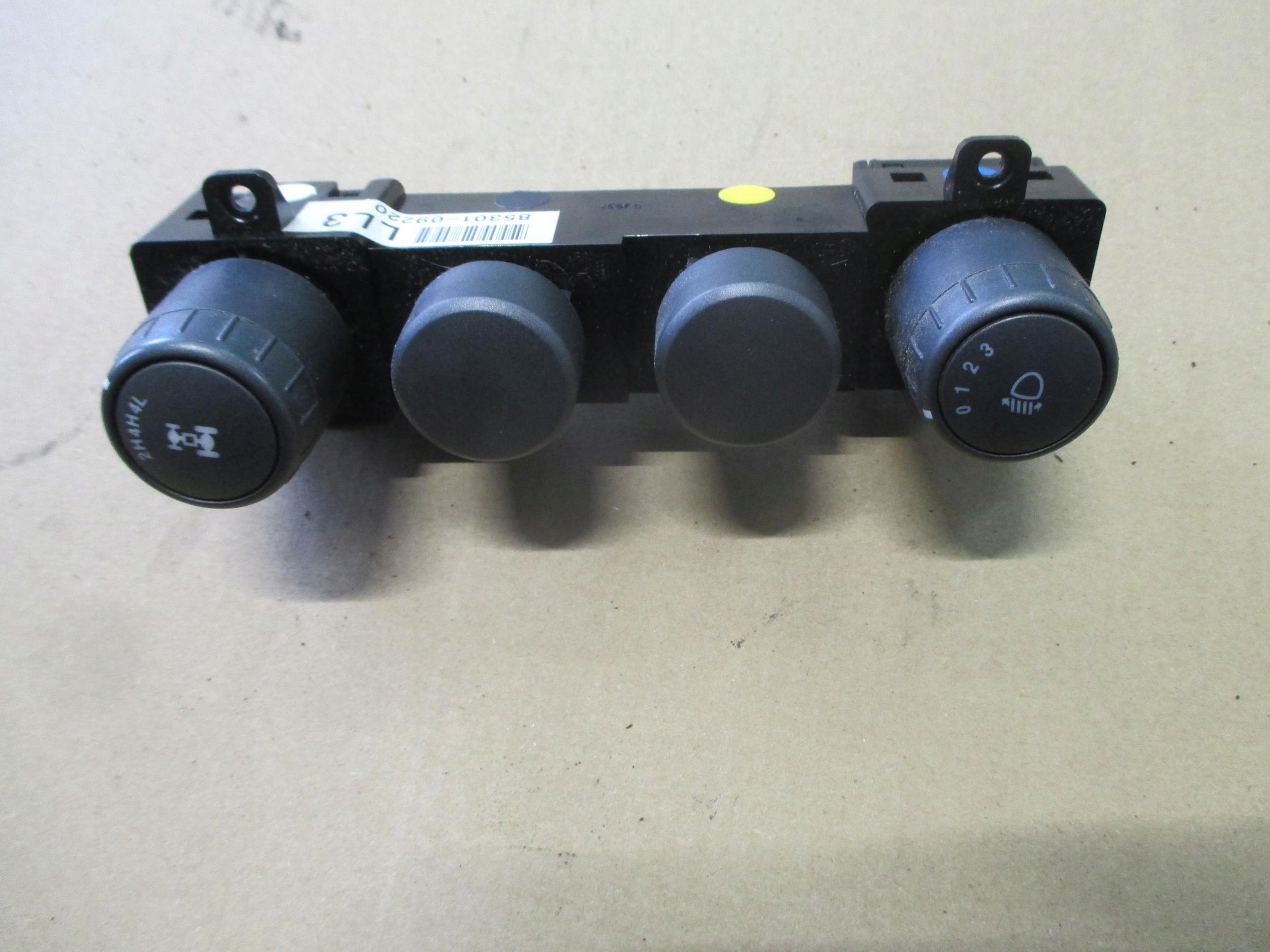 SSANGYONG KYRON 05-14 PANEL STEROWANIA NAPĘDÓW