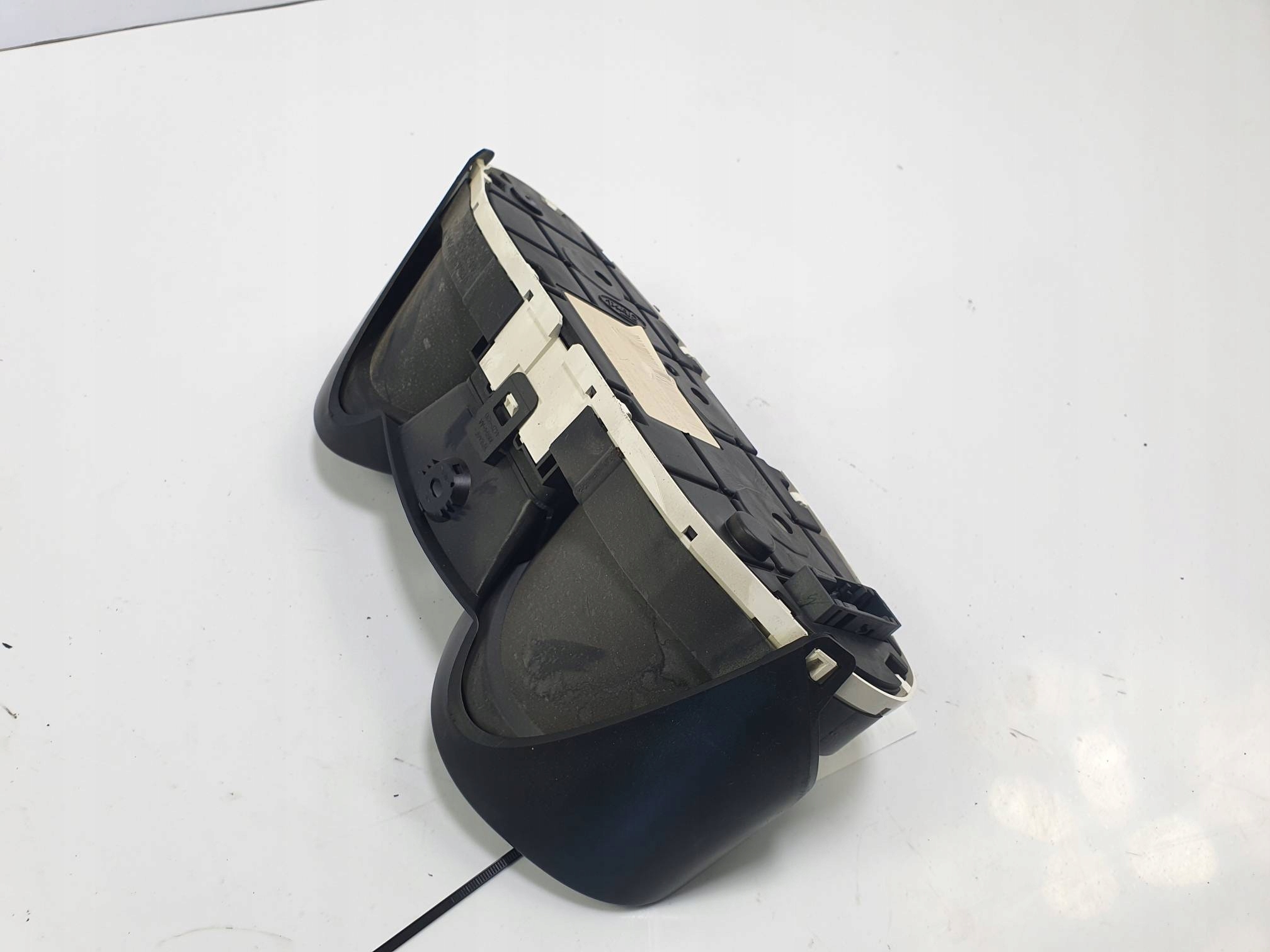 dials clock 8A6T-10849-AL FORD FIESTA MK7