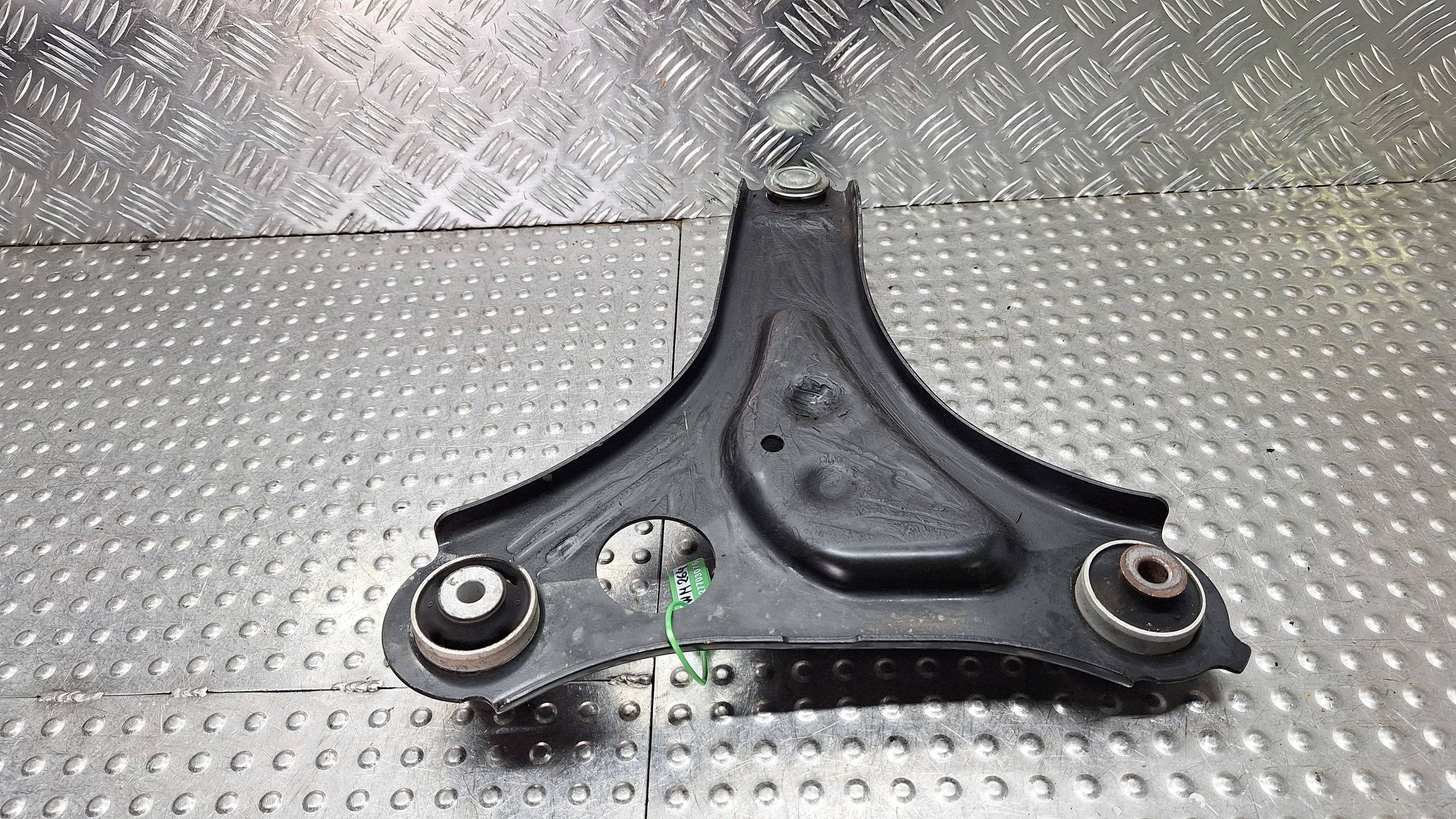 arm left front A4533303100 SMART FOR FOUR 453 RENAULT TWINGO III