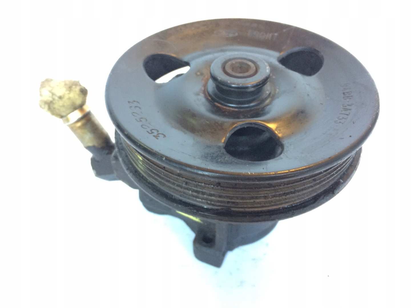 Pompe direction assistée FORD FORD