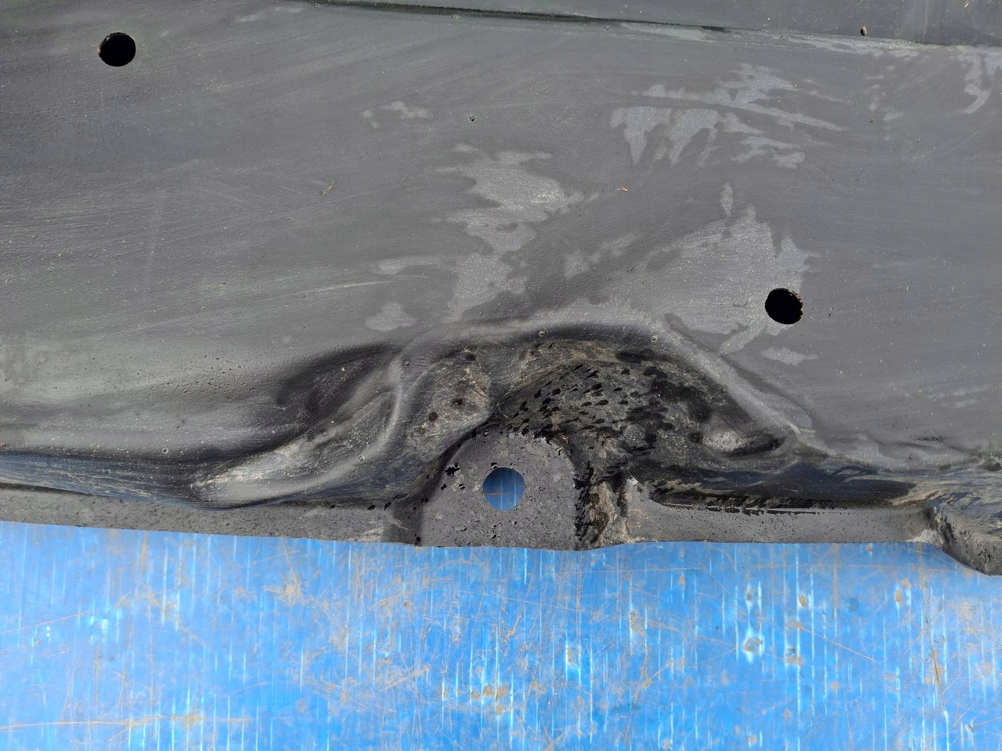 cover chassis left TOYOTA CH-R II 2023R->