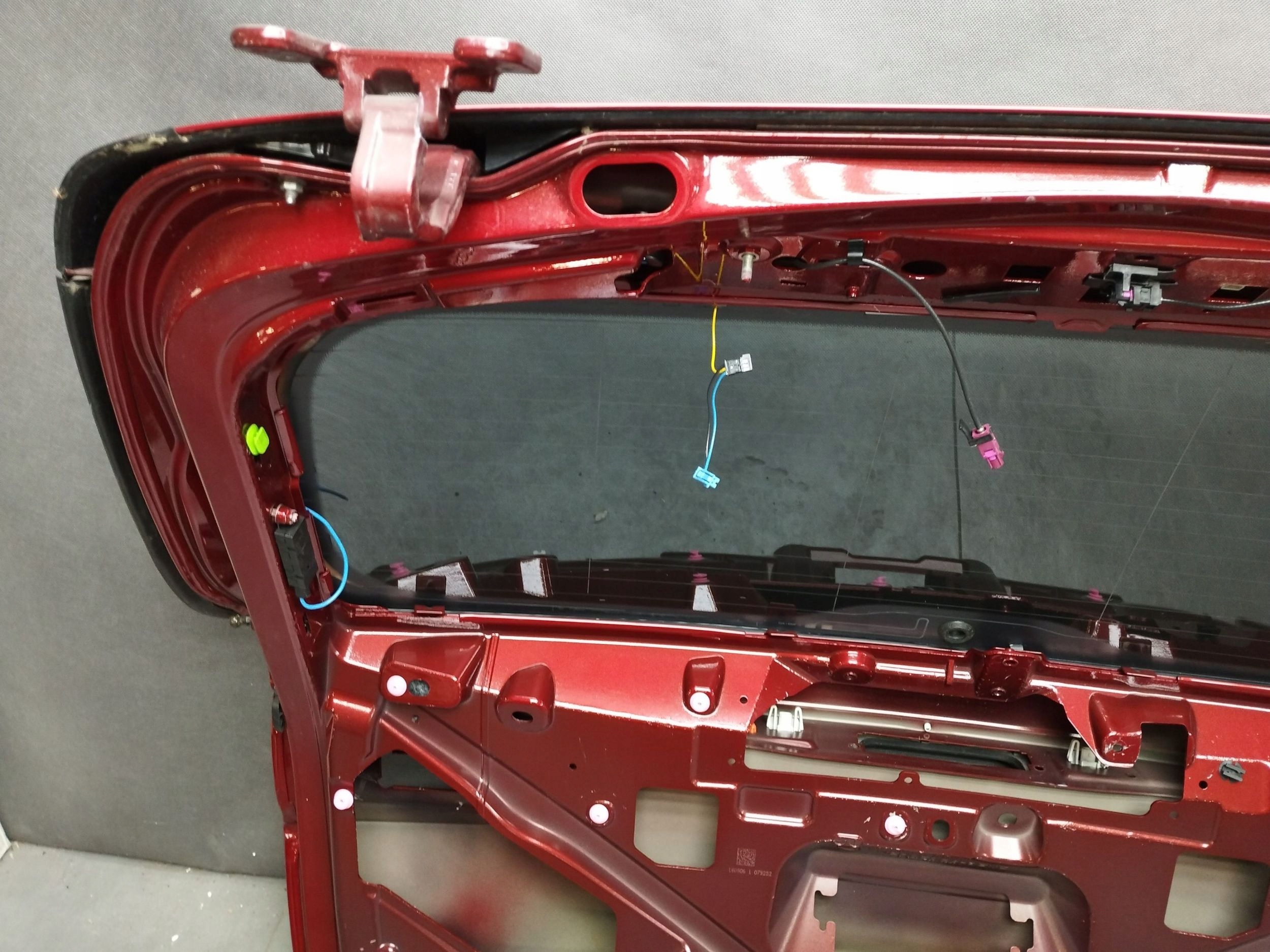 Mercedes-Benz E W213 KOMBI boot door window 996