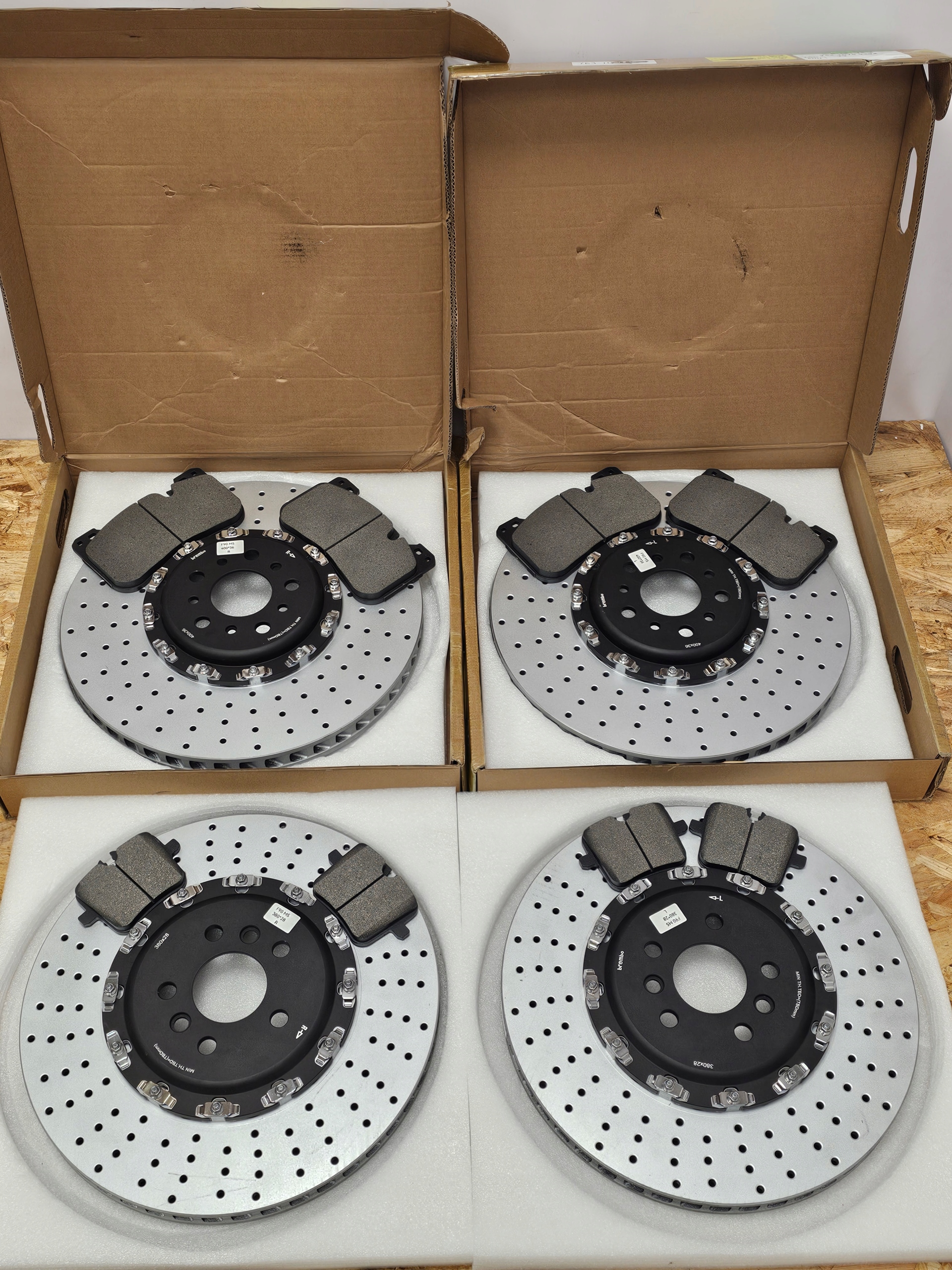 Zdjęcie produktu Konwersja CERAMIKA -> STAL Komplet Tarcze Klocki BMW M2 M3 M4 F80 F82 F87