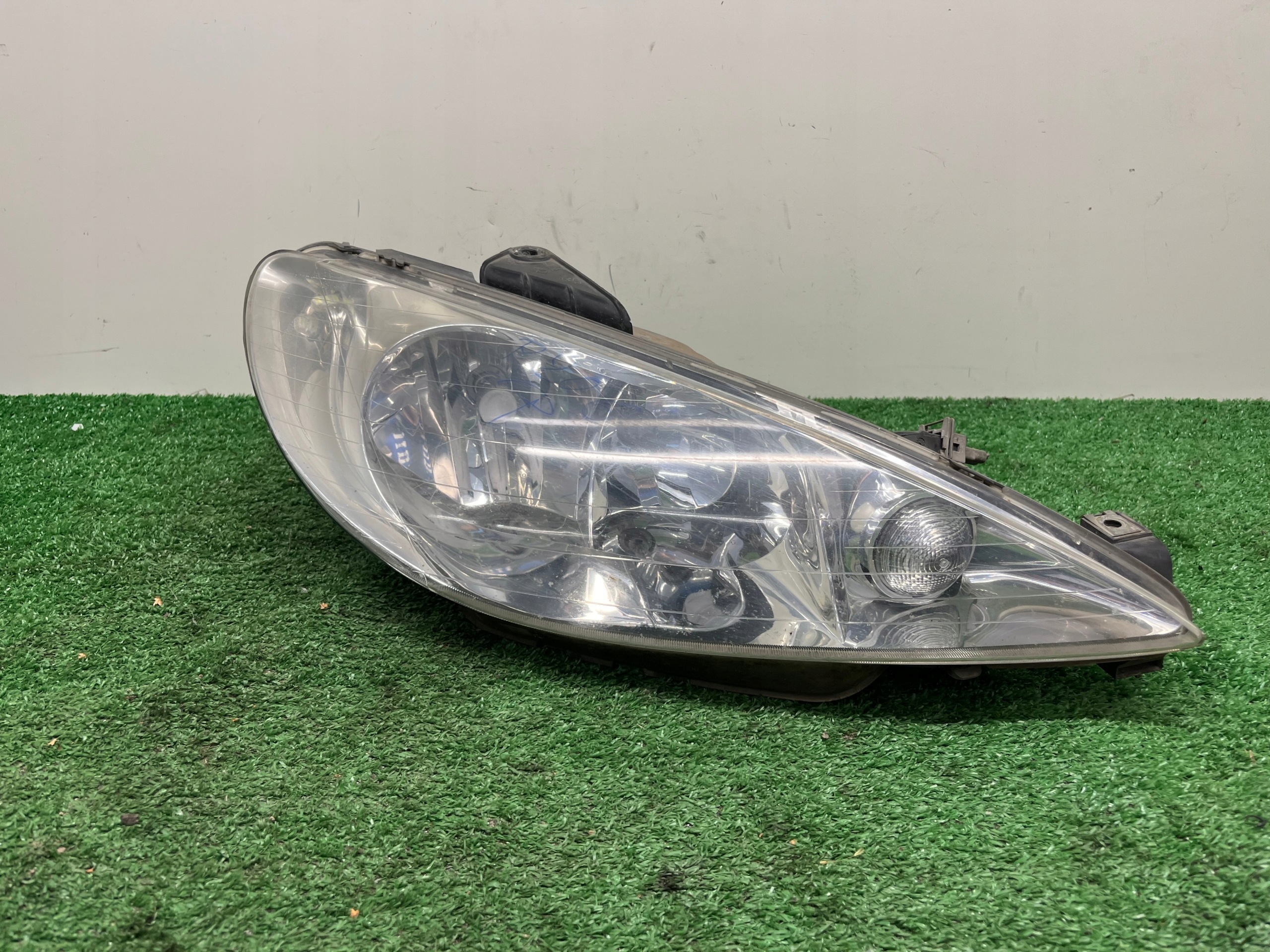 light right front PEUGEOT 206