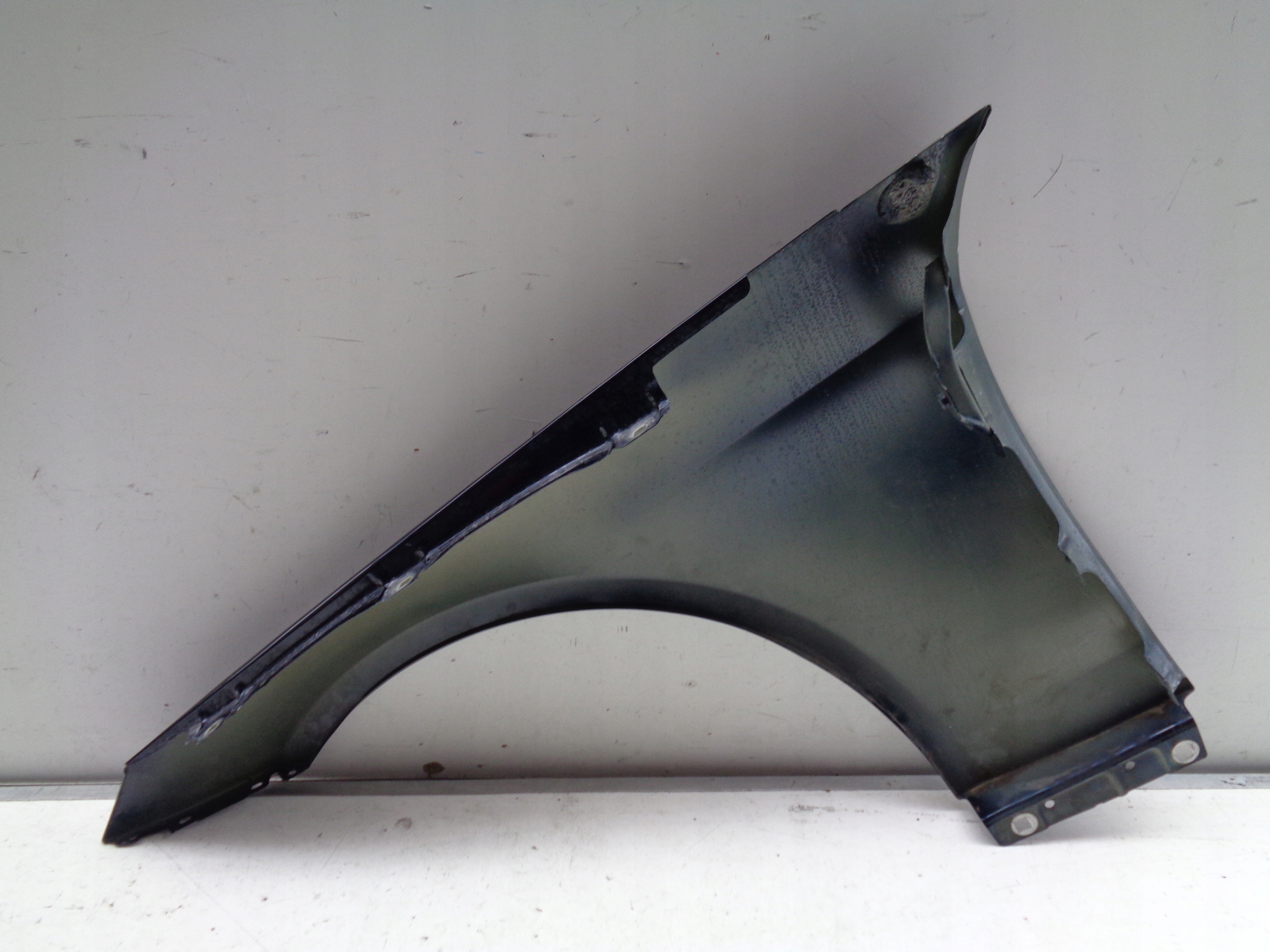 fender right front MERCEDES E-KLASA W207 COUPE CABRIO NR 39308