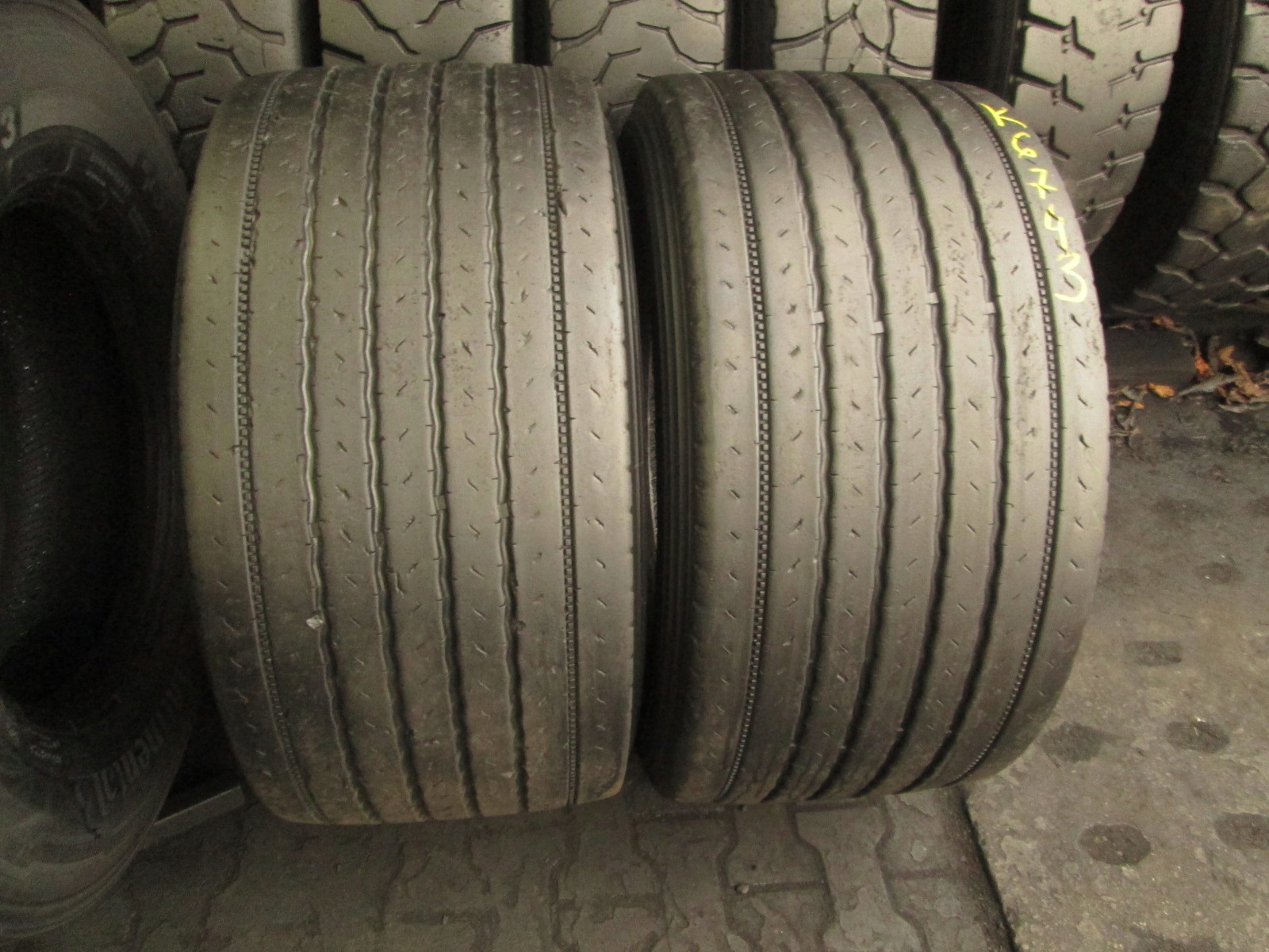 435 / 50R19.5 BARKLEY BLT03 2.шт шины полуприцеп пара