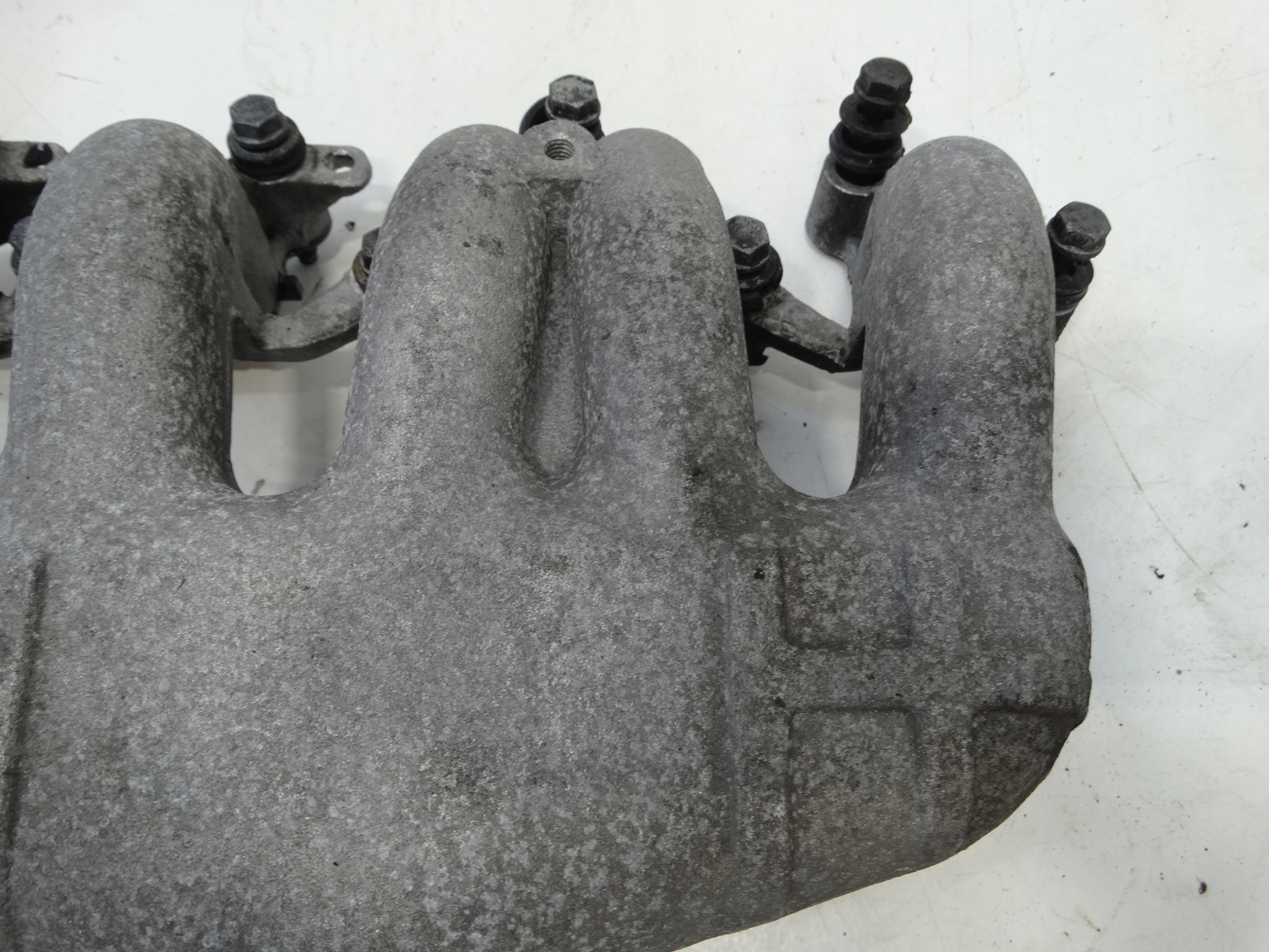 intake manifold VOLKSWAGEN T5 TRANSPORTER 2.5 TDI 070129713F