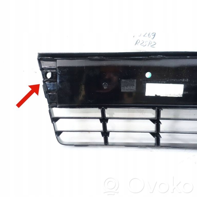 grid central of a bumper front black POLYSK FORD FOCUS MK3 III PDC 10-14